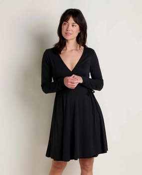 Functional Wear Cozy Cut Freesia Long Sleeve Wrap Dress