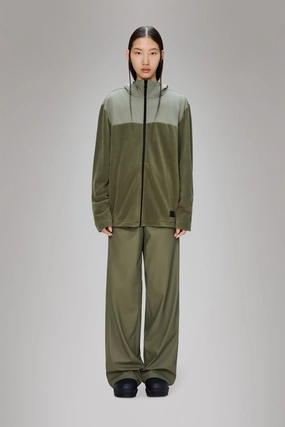 Adjustable Cuff Easy Care Material Sintra Fleece Reverse Jacket