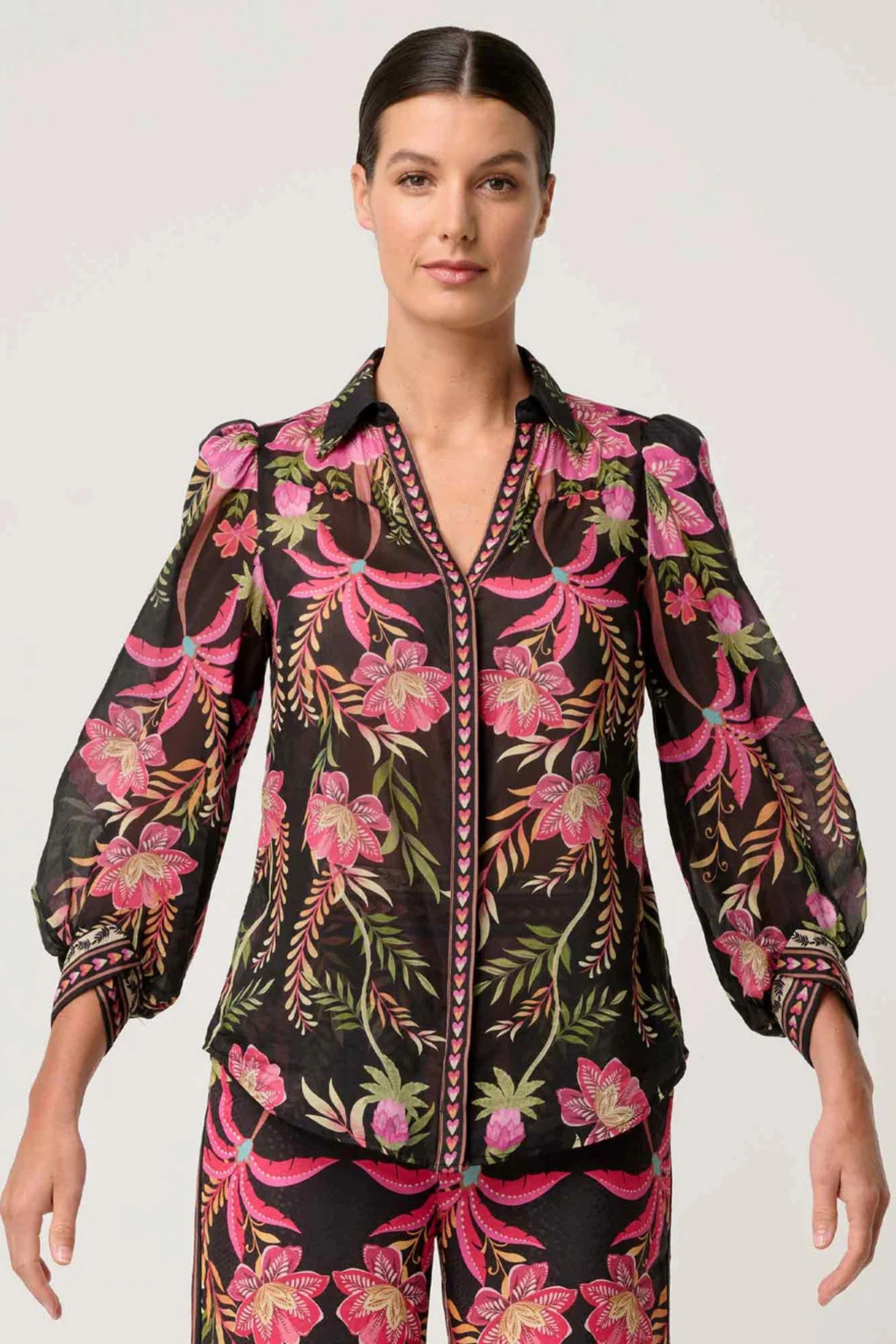 High Street Fashion Reinforced Shoulders ELYSIAN SILK CONTRAST SHIRT - OW22010