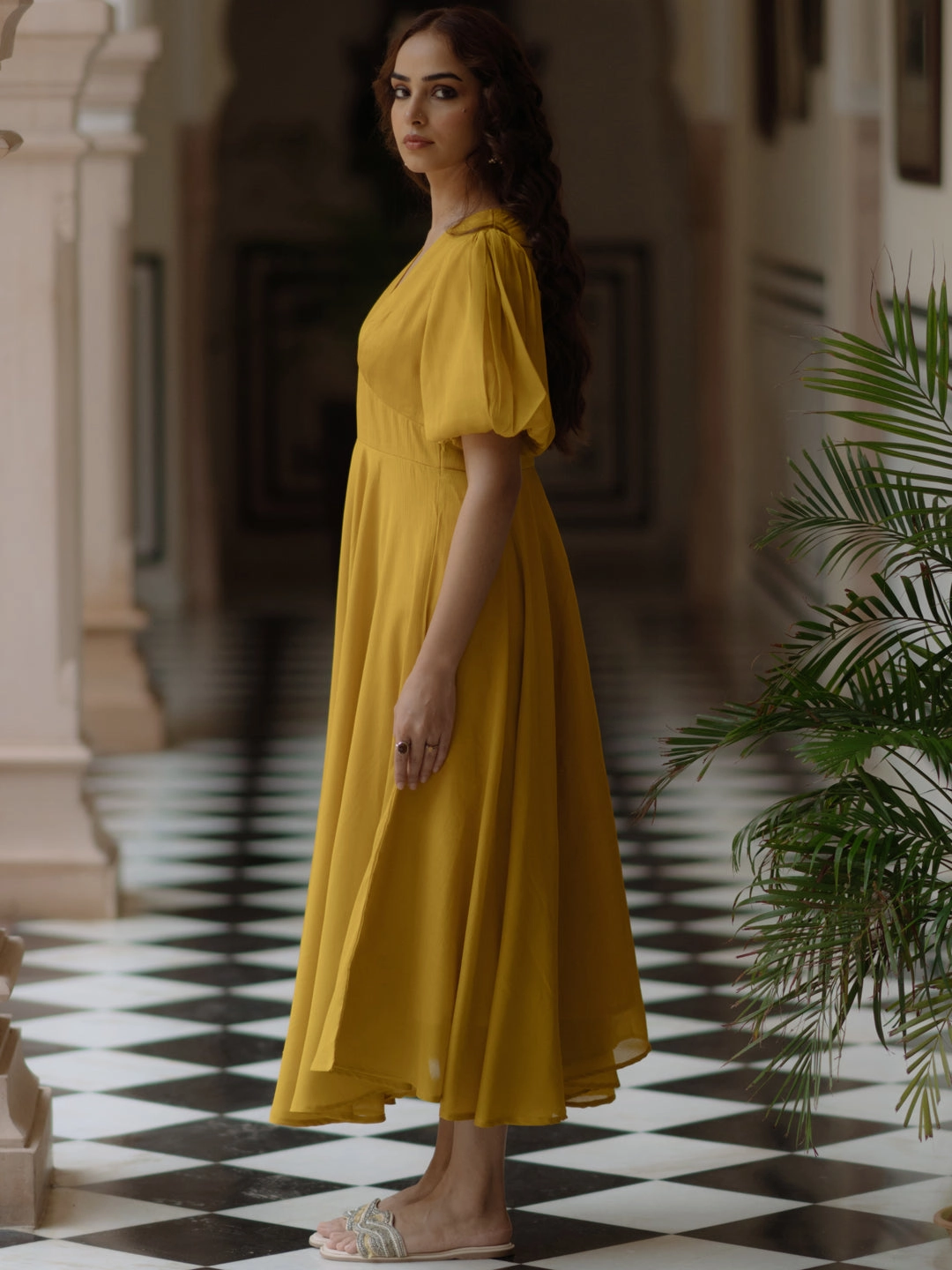 Light Shape Women's Yellow long dress with balloon sleeves