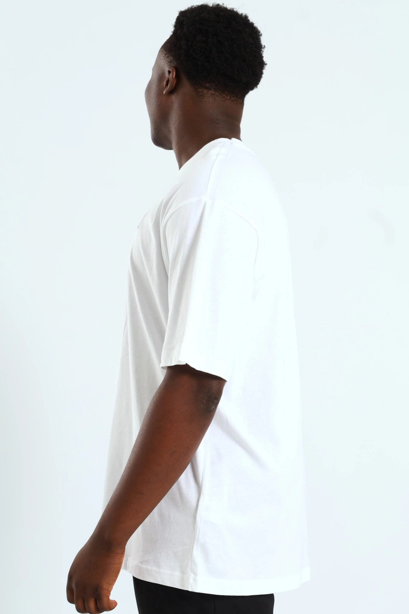 Essential Oversize Tee - White Comfy Style