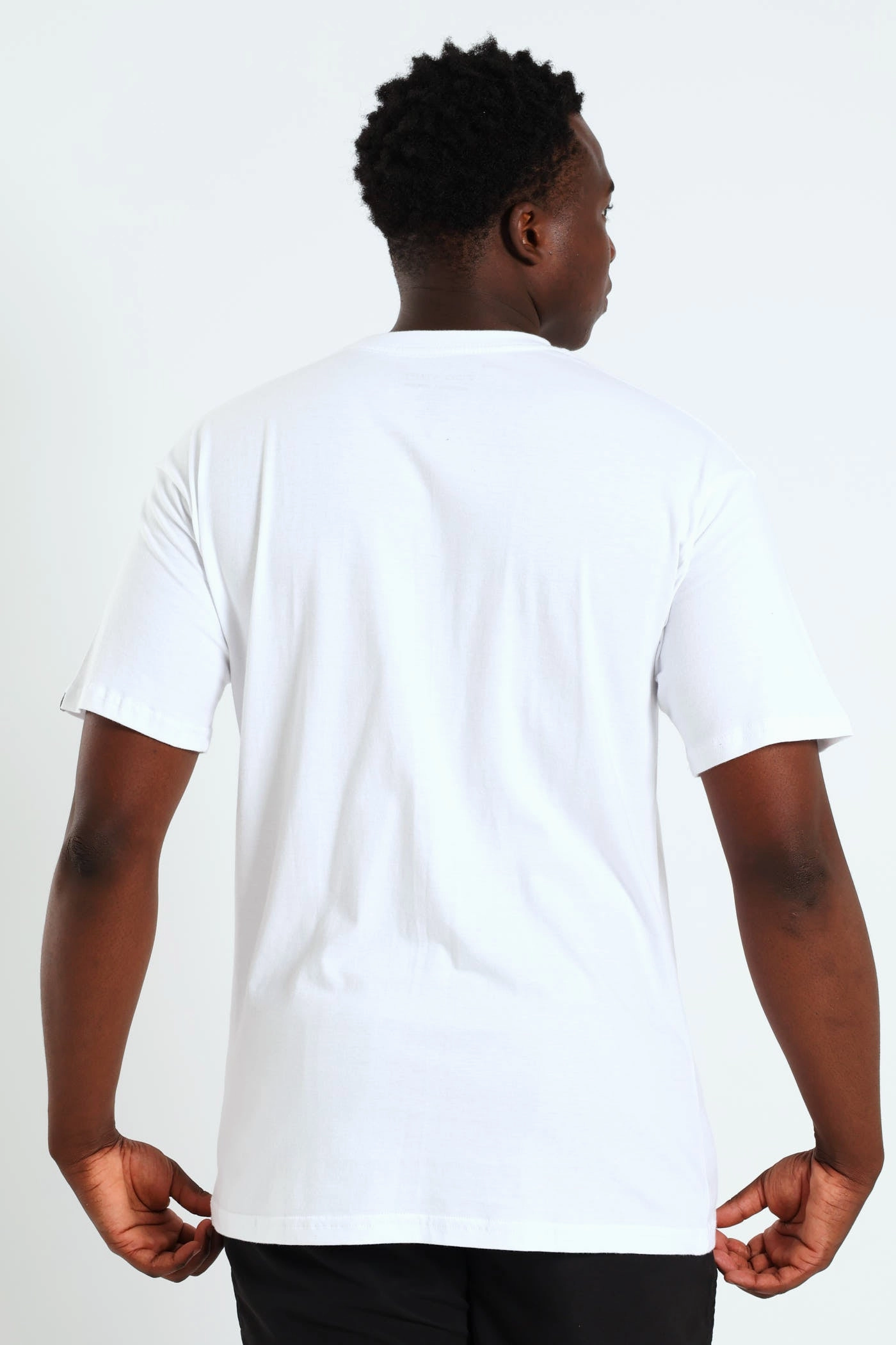 Chest Logo Tee - White Urban Trend Look Timeless Fashion