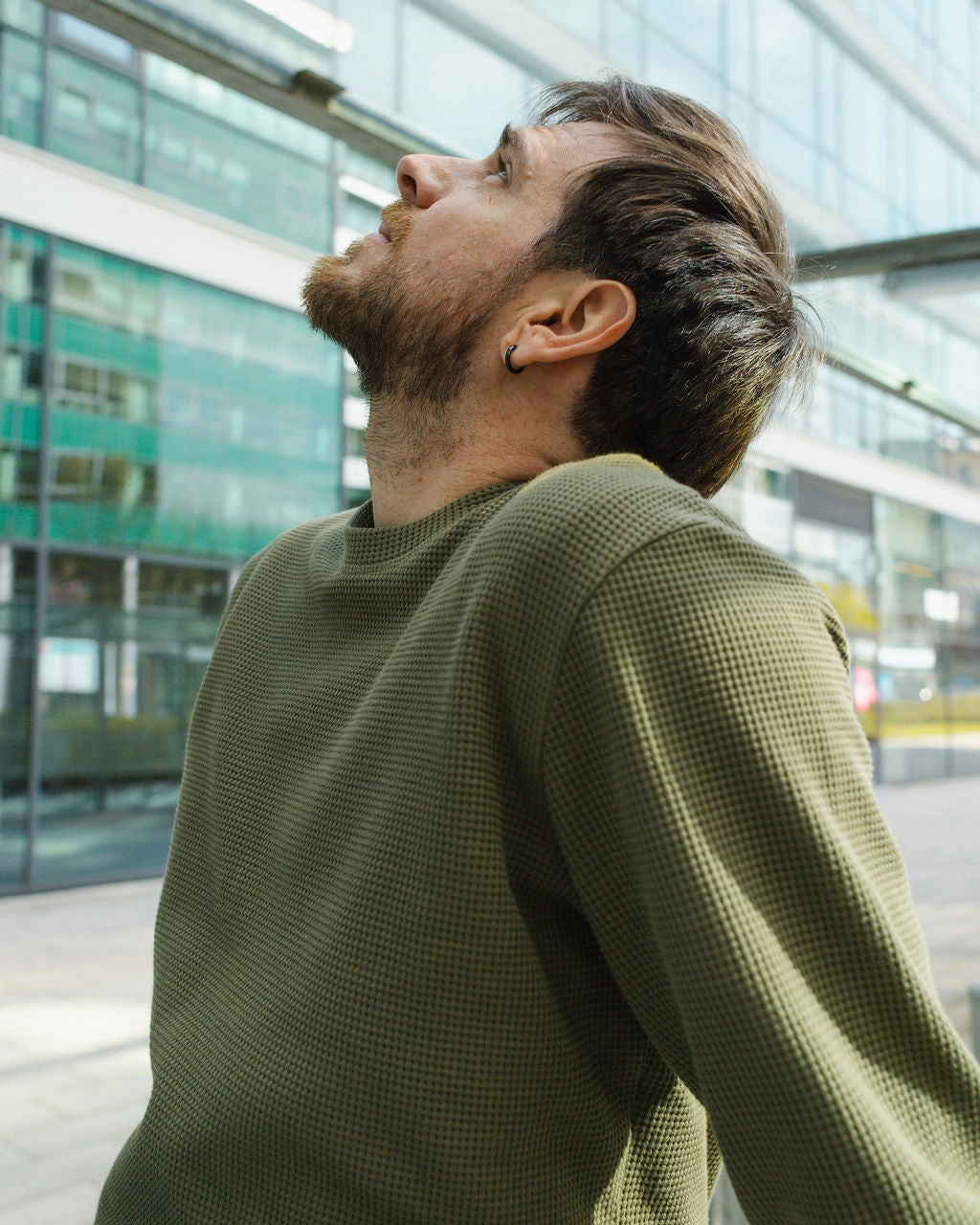 Chill Vibes Cozy Layer HIVE CREWNECK / OLIVE