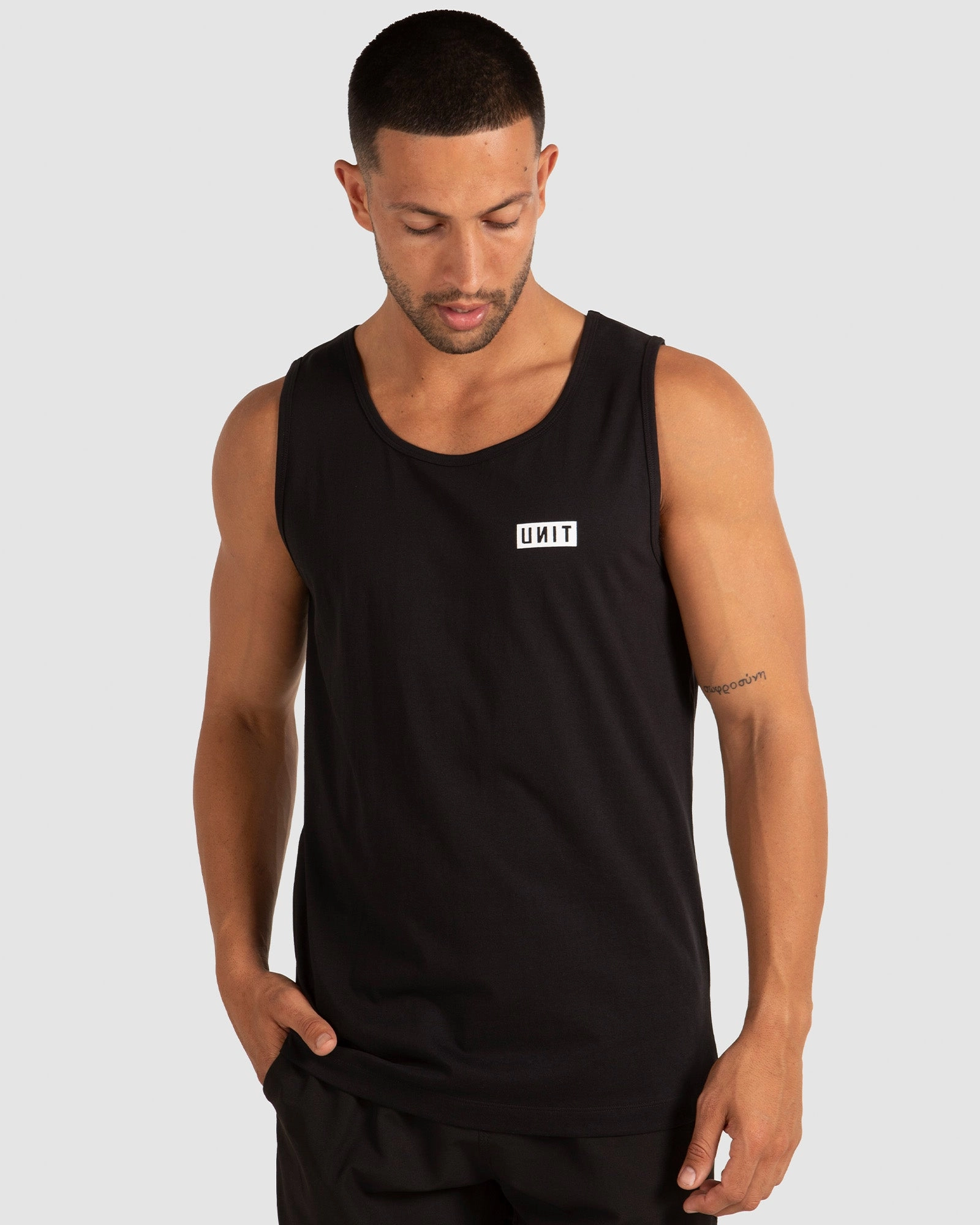Comfortable apparel UNIT Case Men's Singlet
