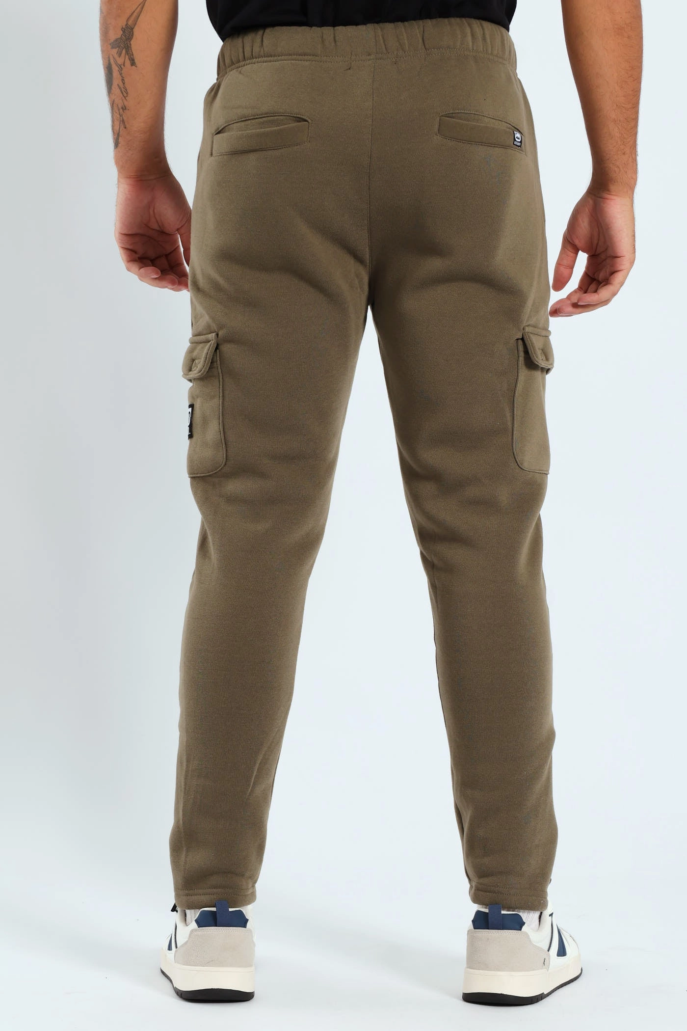 Patch Fleece Joggrer - Olive Flexible Movement