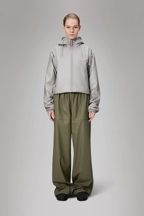 Sustainable Material Weatherproof Shell Lohja Short Insulated Jacket