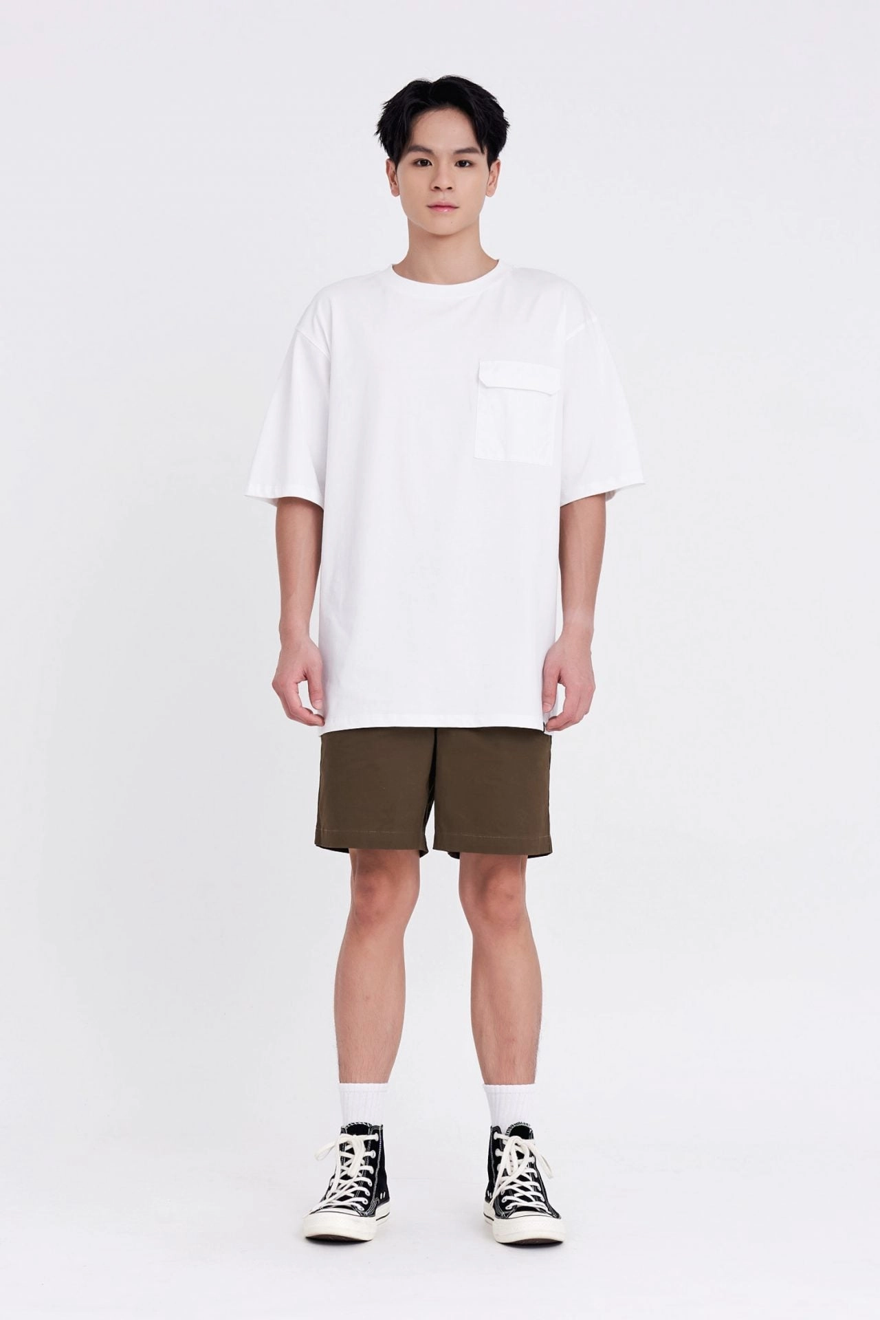 Double Stitched Seams HypoallergenicConstruction Flapped Patch Pocket Tee [AT]