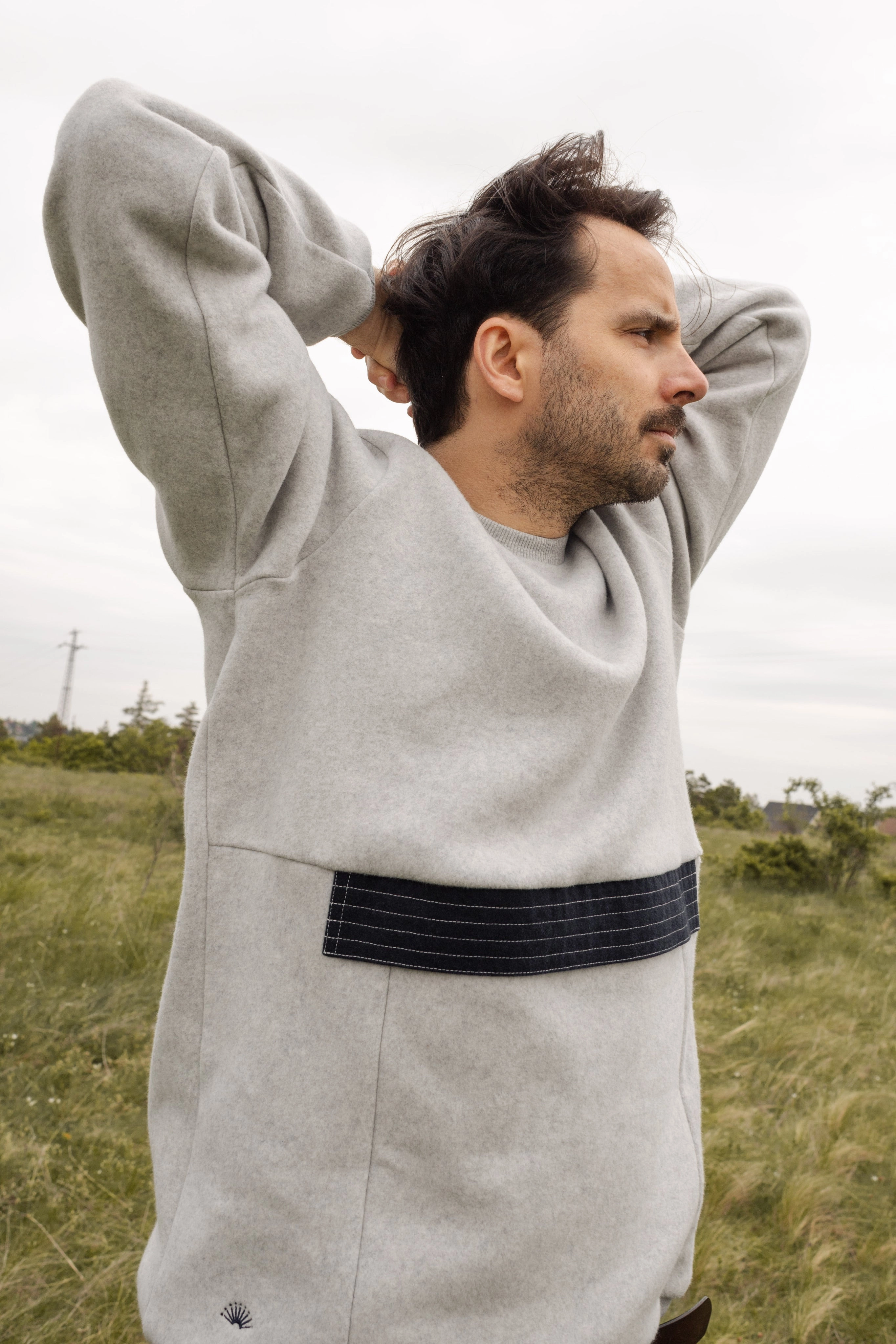 appropriate for sunny days FLEECE / GREY