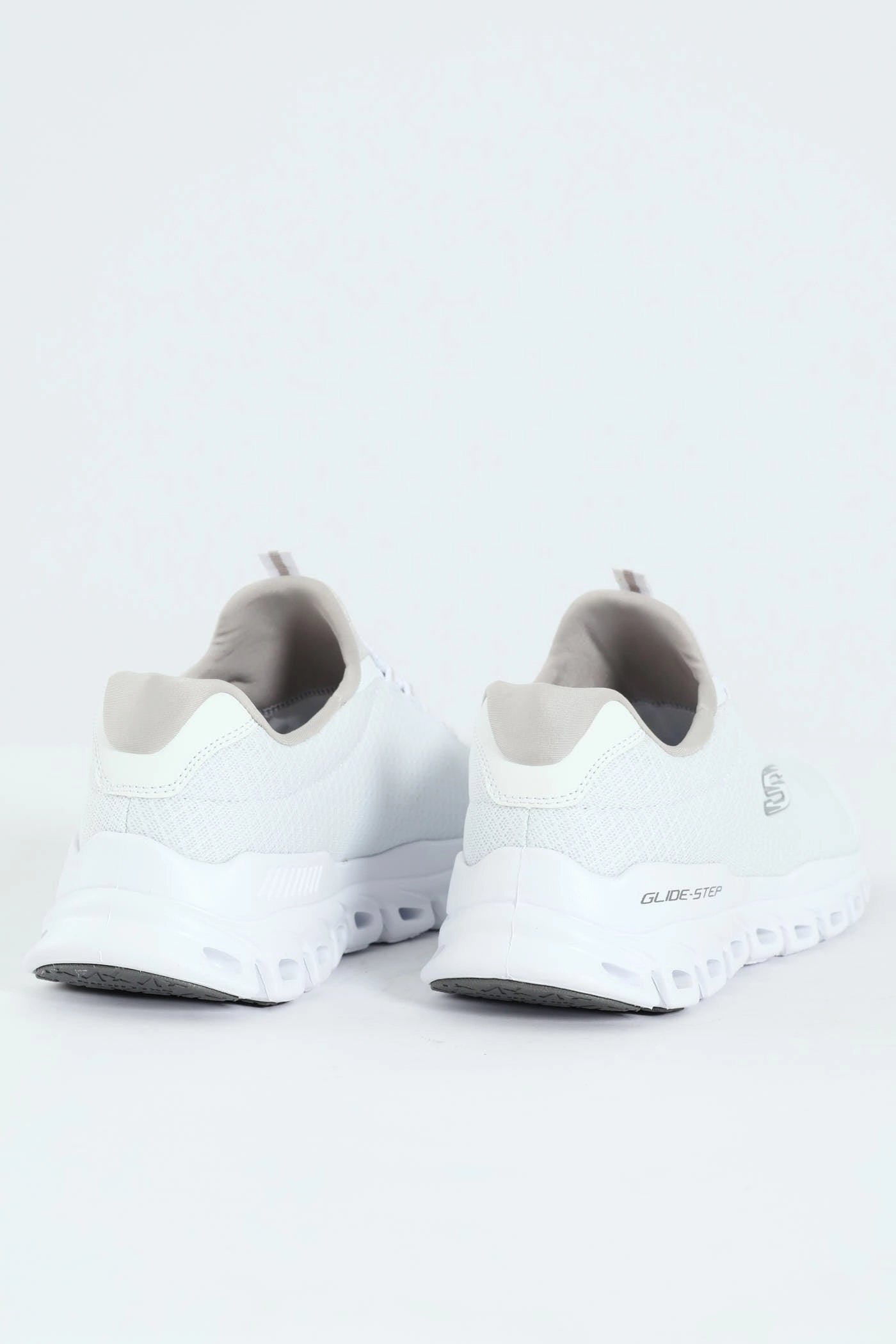 Glide Step Sneaker - White/White ResponsiveSole Track Day