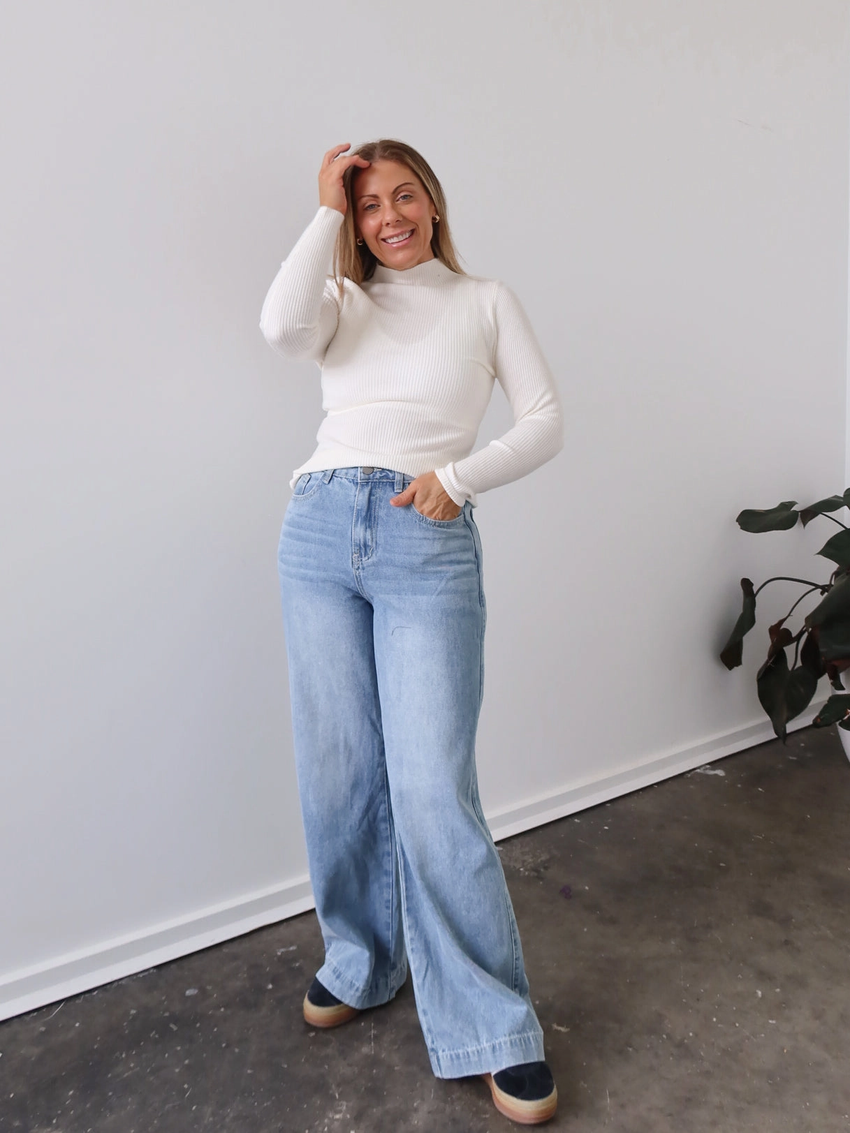 Mesh Cycling - wear Amy Knit Top - Cream