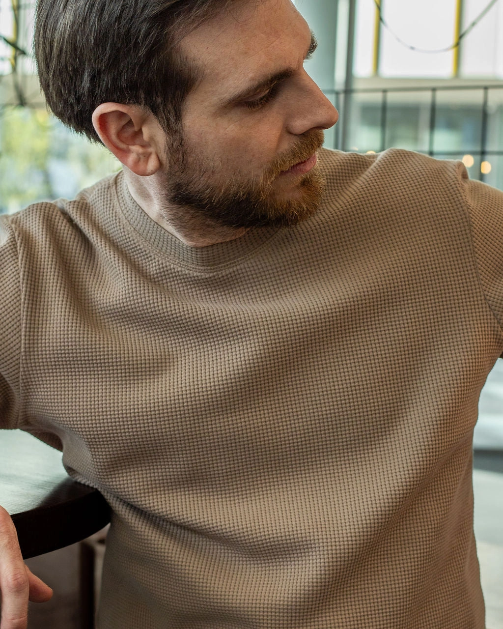 HIVE CREWNECK / TAUPE Sports Style