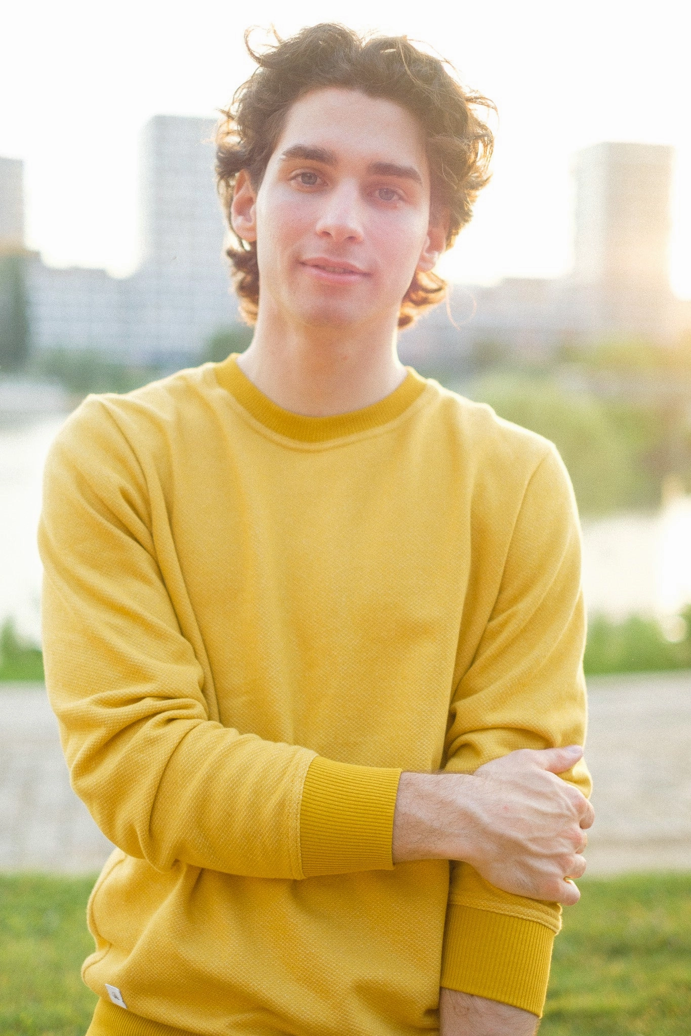 product brooch style teens' BICOLOR CREWNECK / MUSTARD