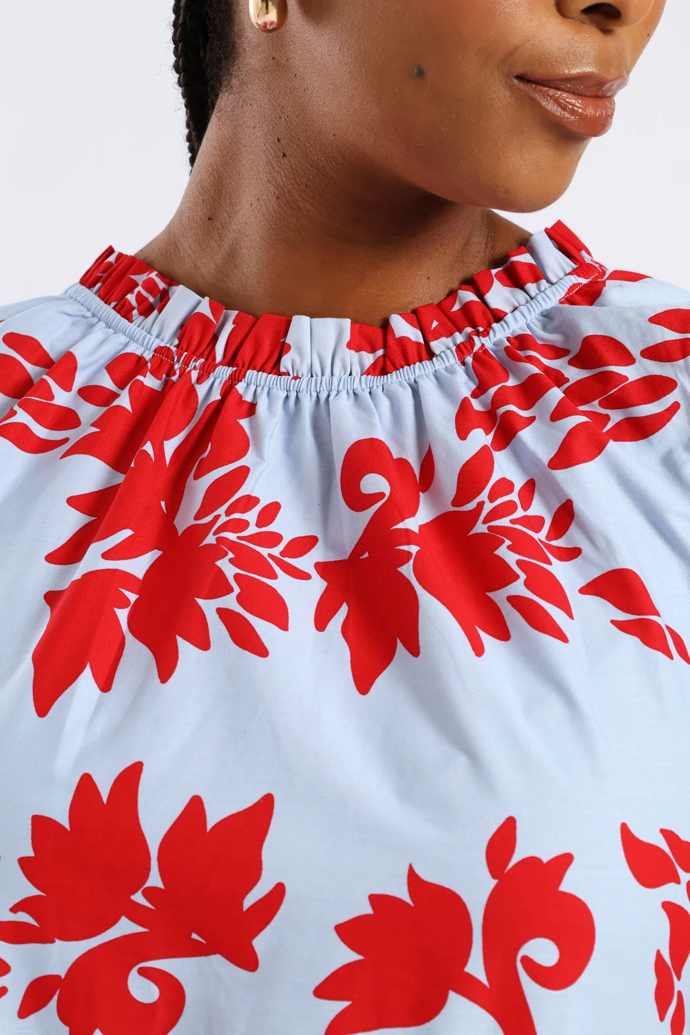 Loose Fit Frill Neck Tiered Hilo Flared Midi Dress - Light Blue/Red