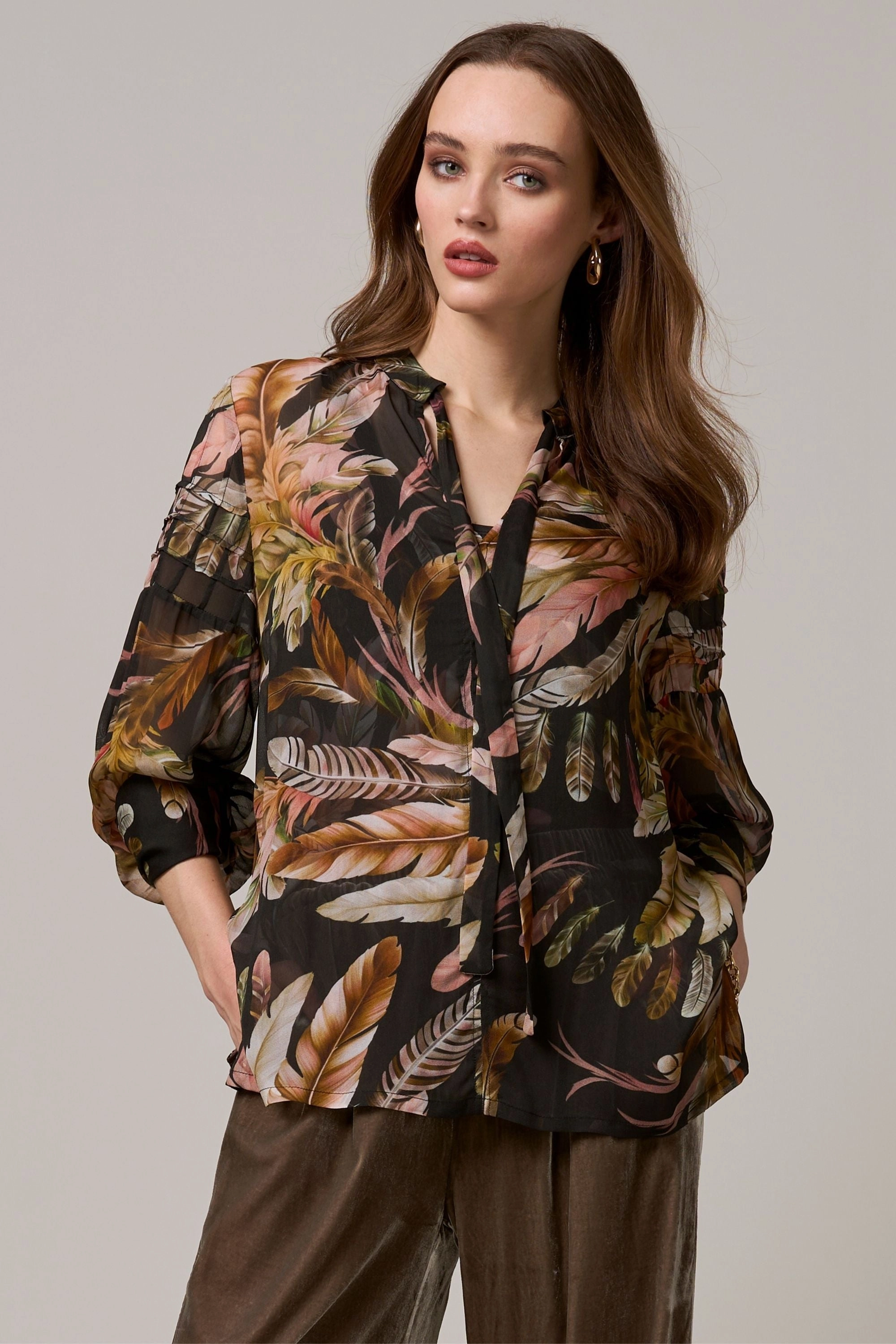 FEATHERINGTON BLOUSE - LS2946 Non Restrictive Cut Light Weight