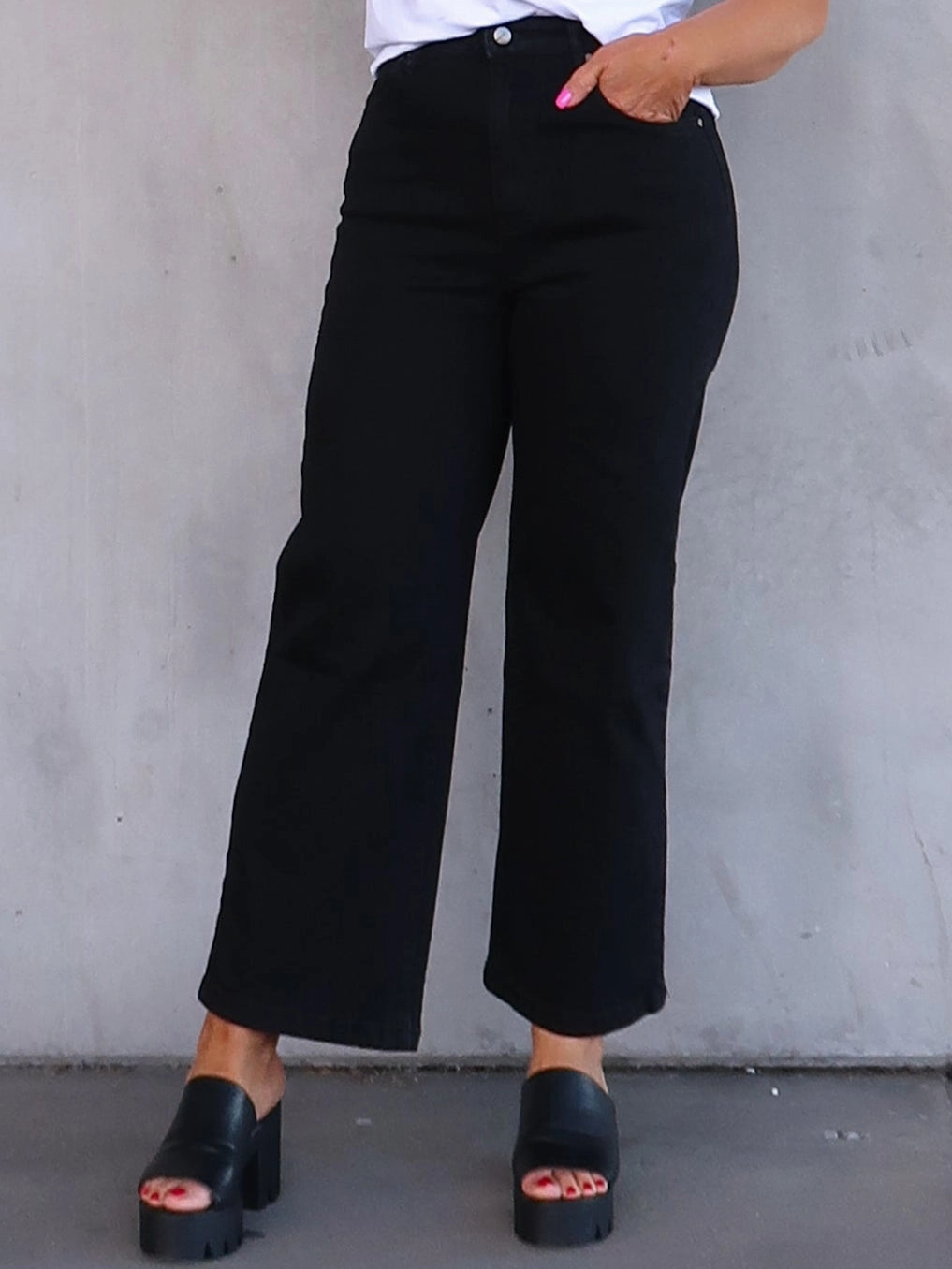 Grayson Jeans - Black True Fit