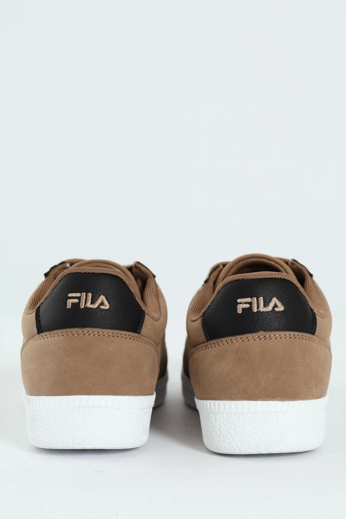 Massimo Court Sneaker - Dark Beige Walking Ease