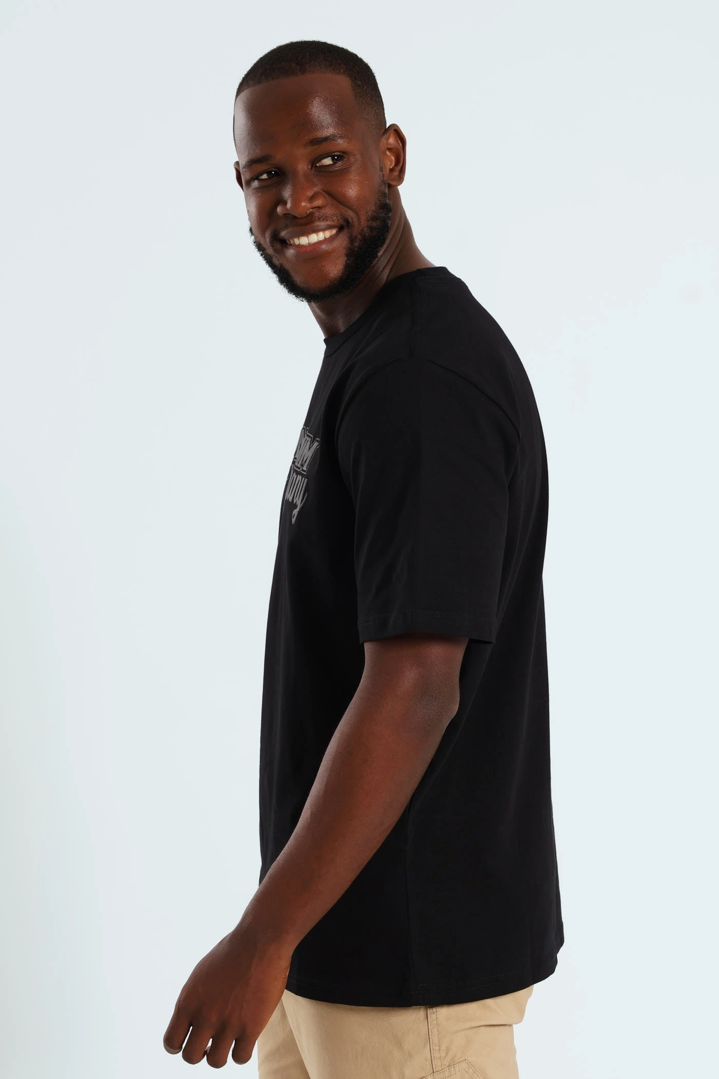 Sporty Style Heavyweight Stone Denim Co. Chest Print Tee - Black