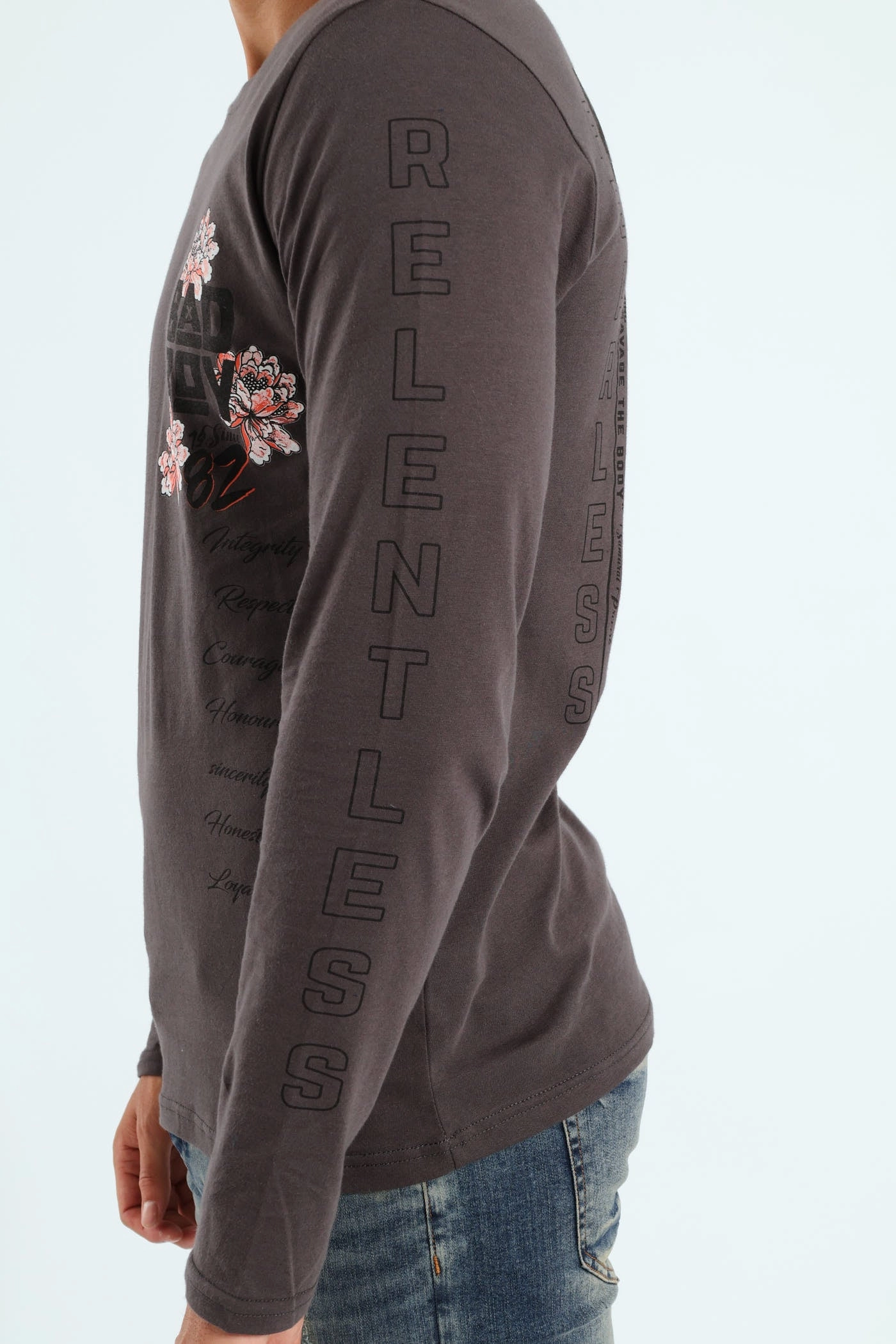 Oni Long Sleeve Tee - Charcoal SlimFit Travel Wear