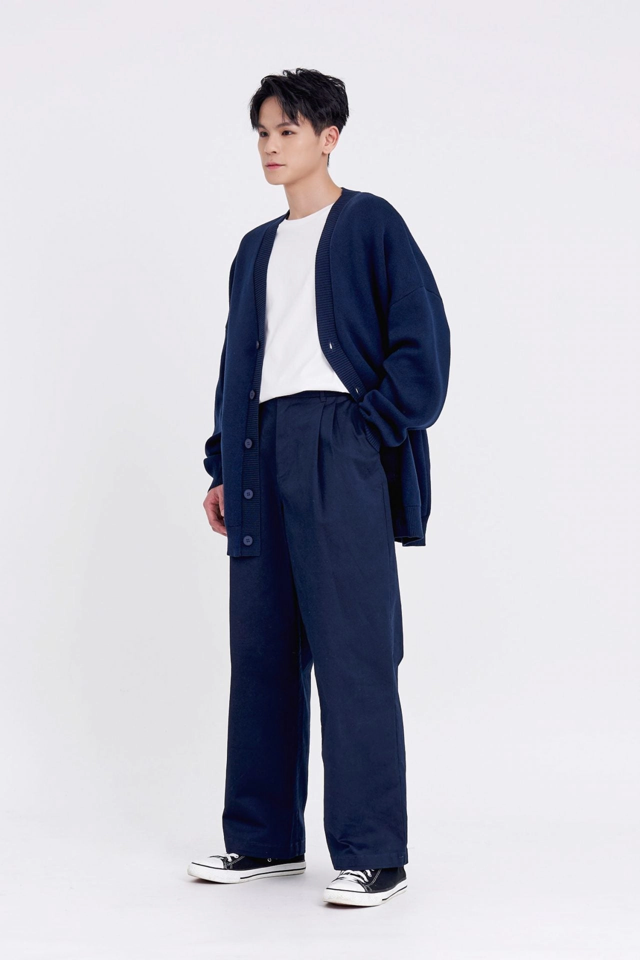 Simple Fit Urban Hike Style Knitted Patch Pocket Cardigan [AT]