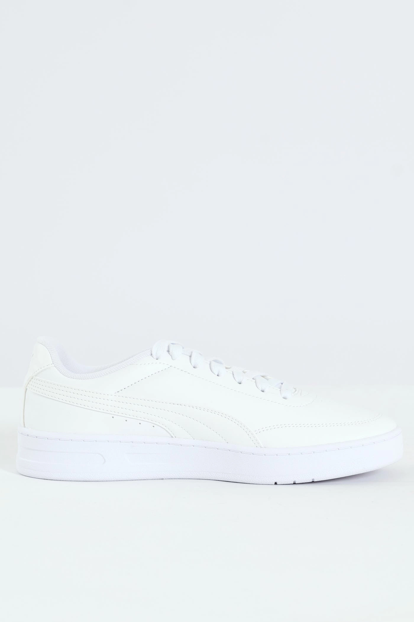 Court Classic Clean Sneaker - White Everyday Sports High-performance