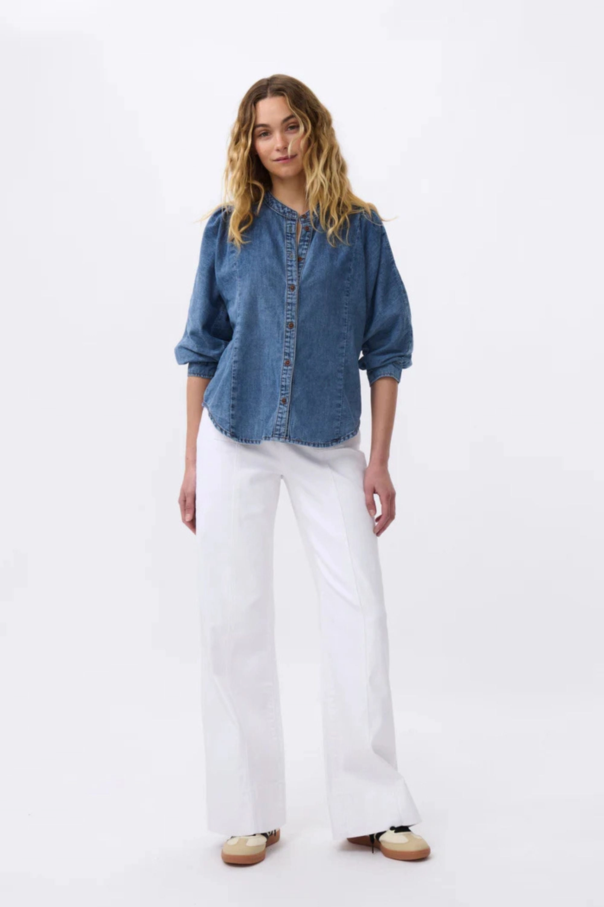 ISLA SHIRT - KAW250054 Weekend Outfit