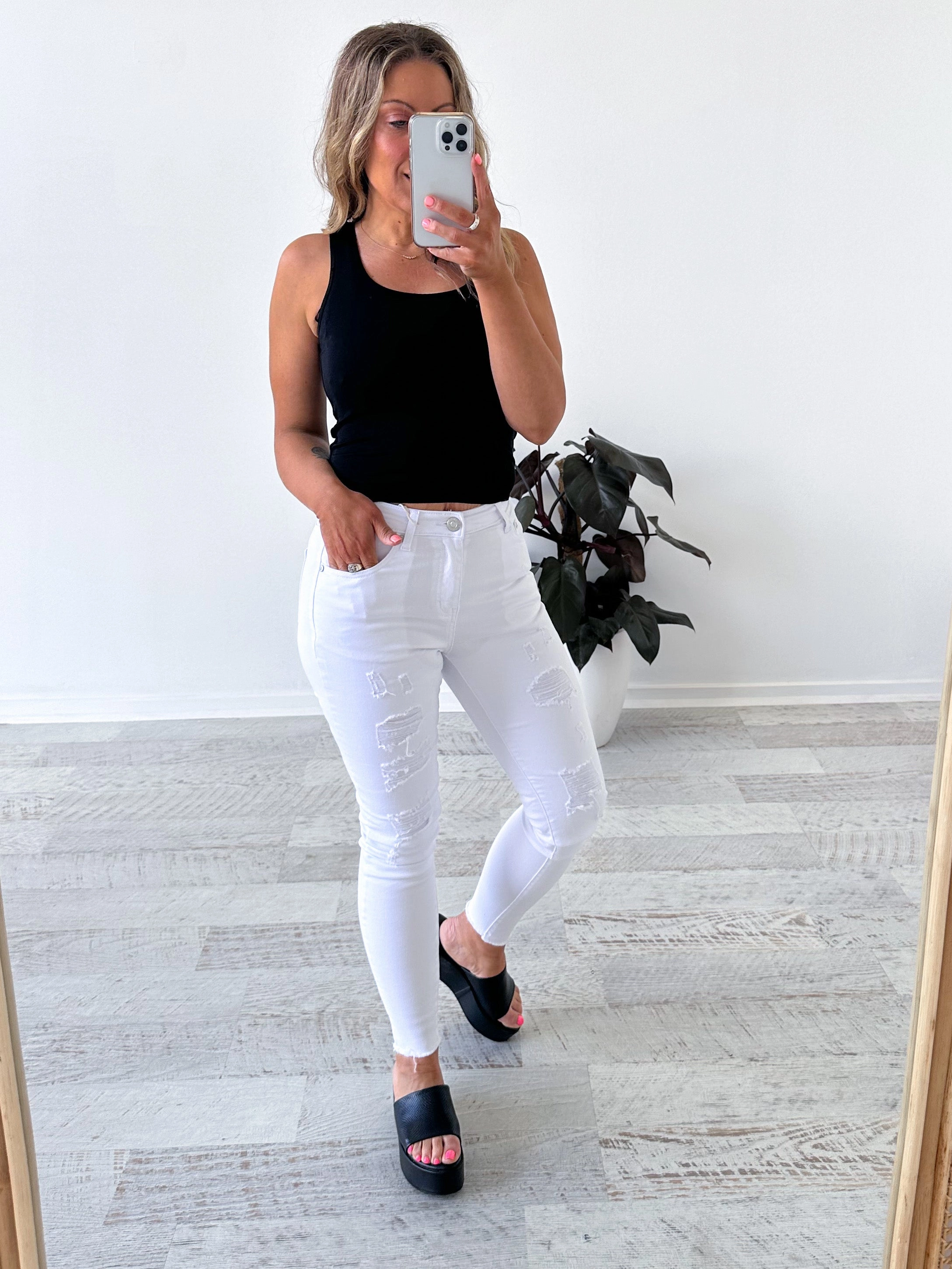 Jay Jeans Staple Piece Work Meeting Trendy Modern Minimalist