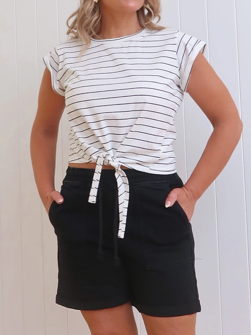 Core Fit Kane Denim Shorts - Black