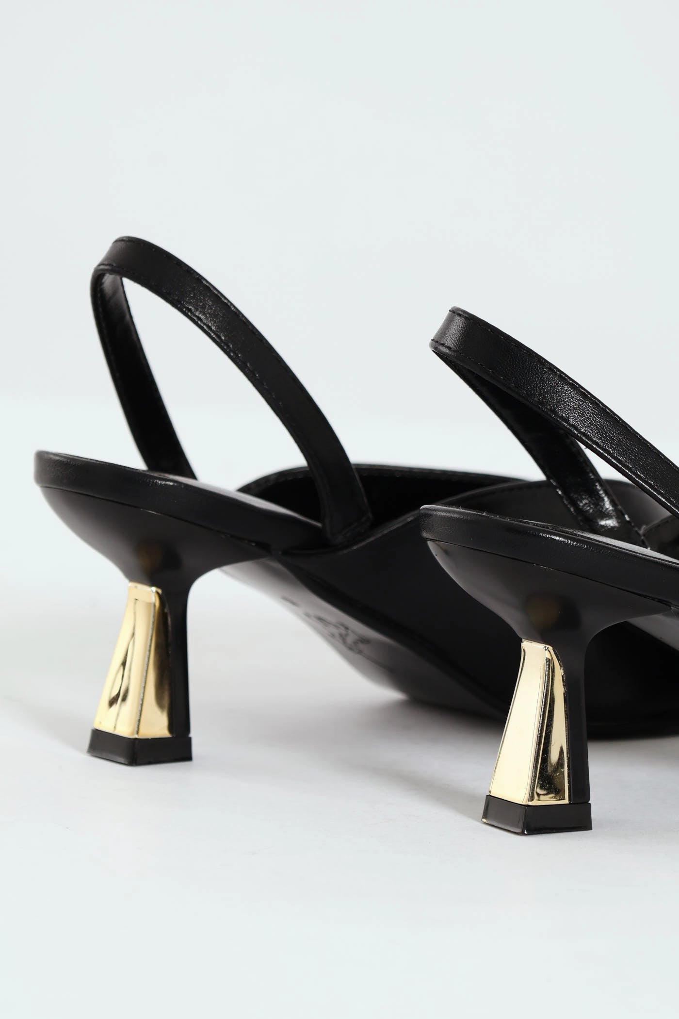 Mesh Upper Gentle Finish Pointed Slingback Kitten Heel - Black