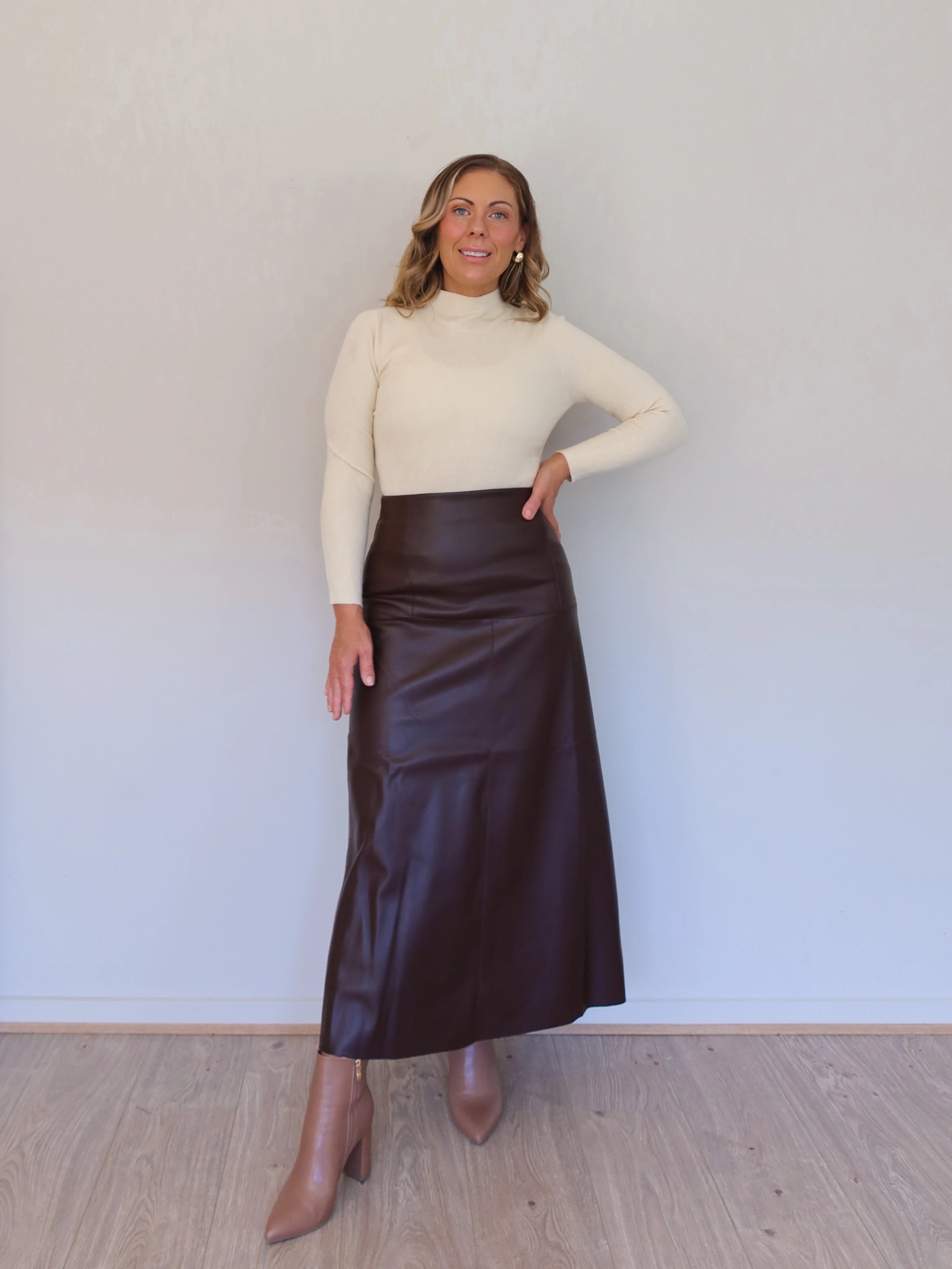 Kym Knit Top - Cream Generic