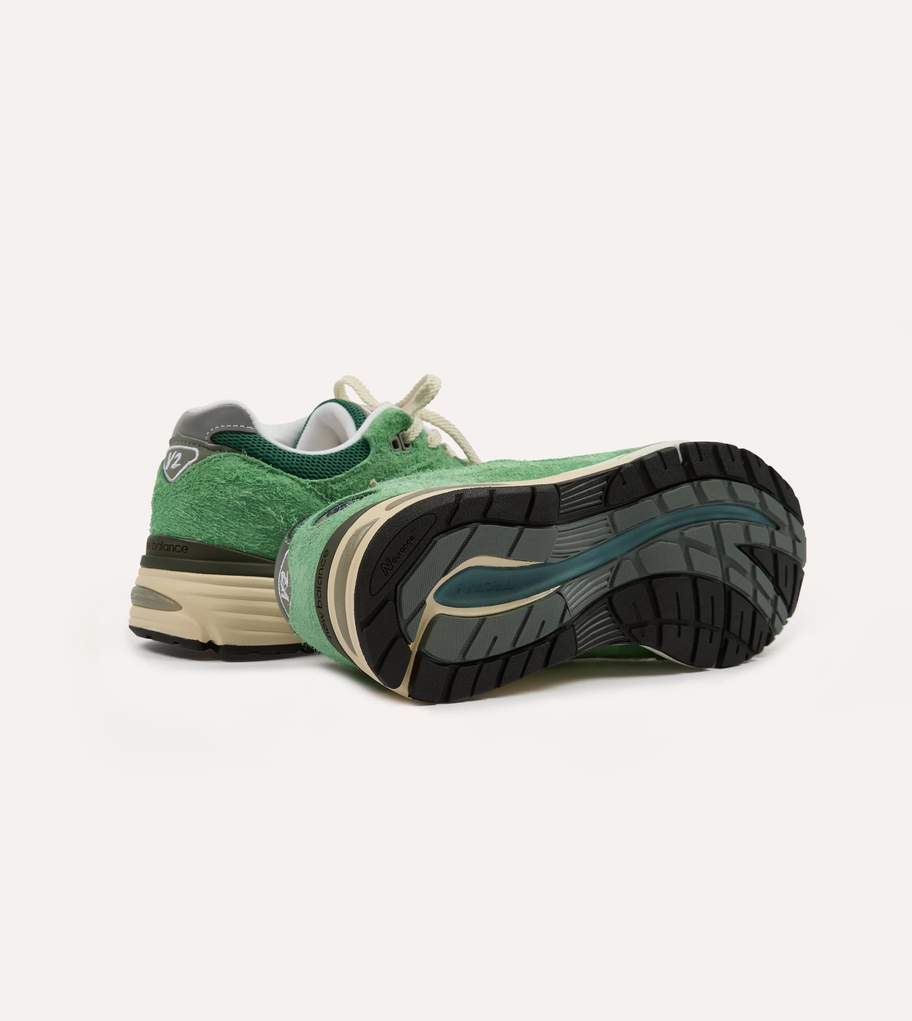 recreational runner Foam Tech New Balance Green 'Grounded Pastels' Made in UK 991v2 Trainers