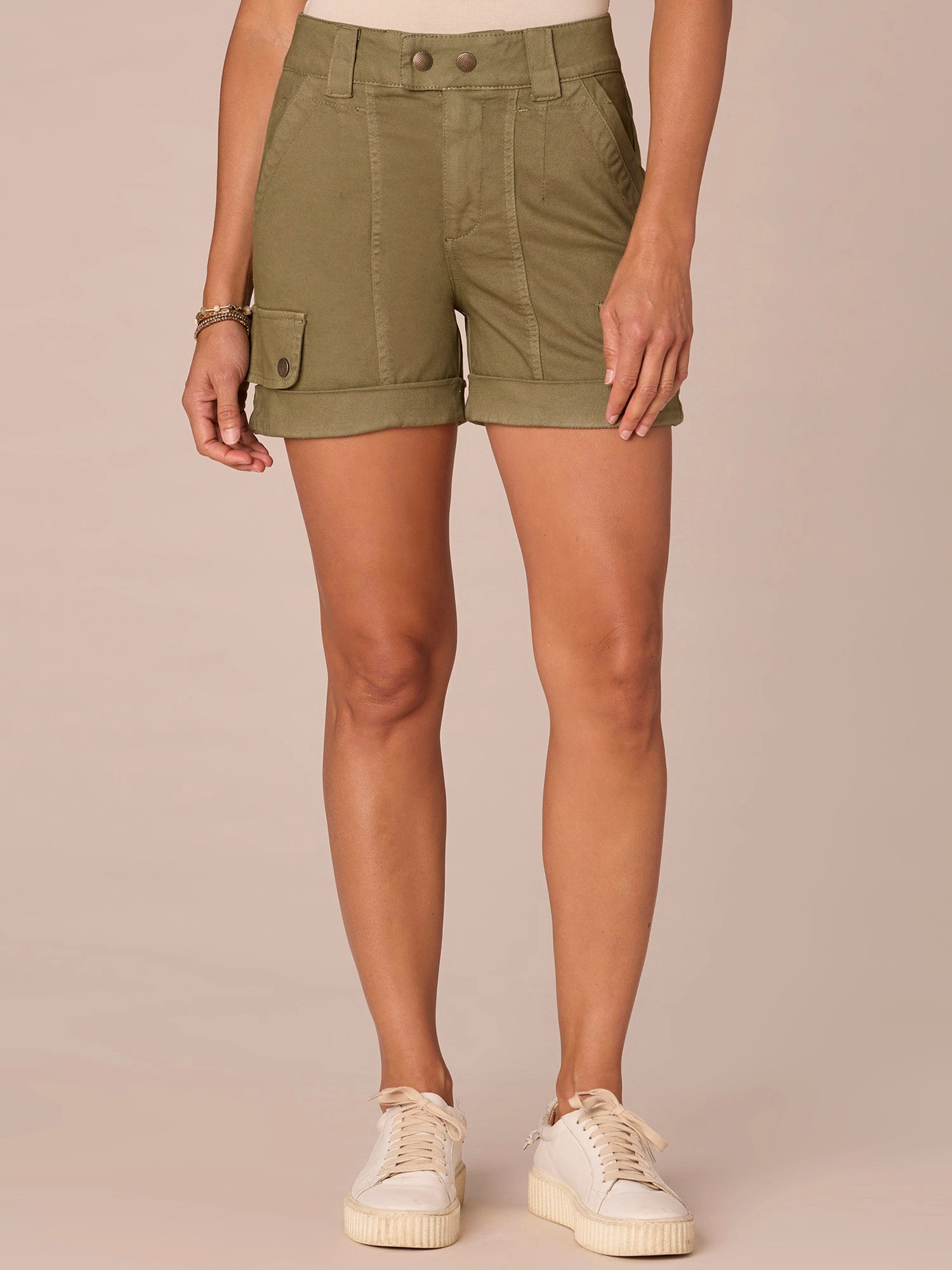 "Ab"solution Skyrise 4.5" Inseam Double Button Cargo Short Body-Hugging Fit personalized option