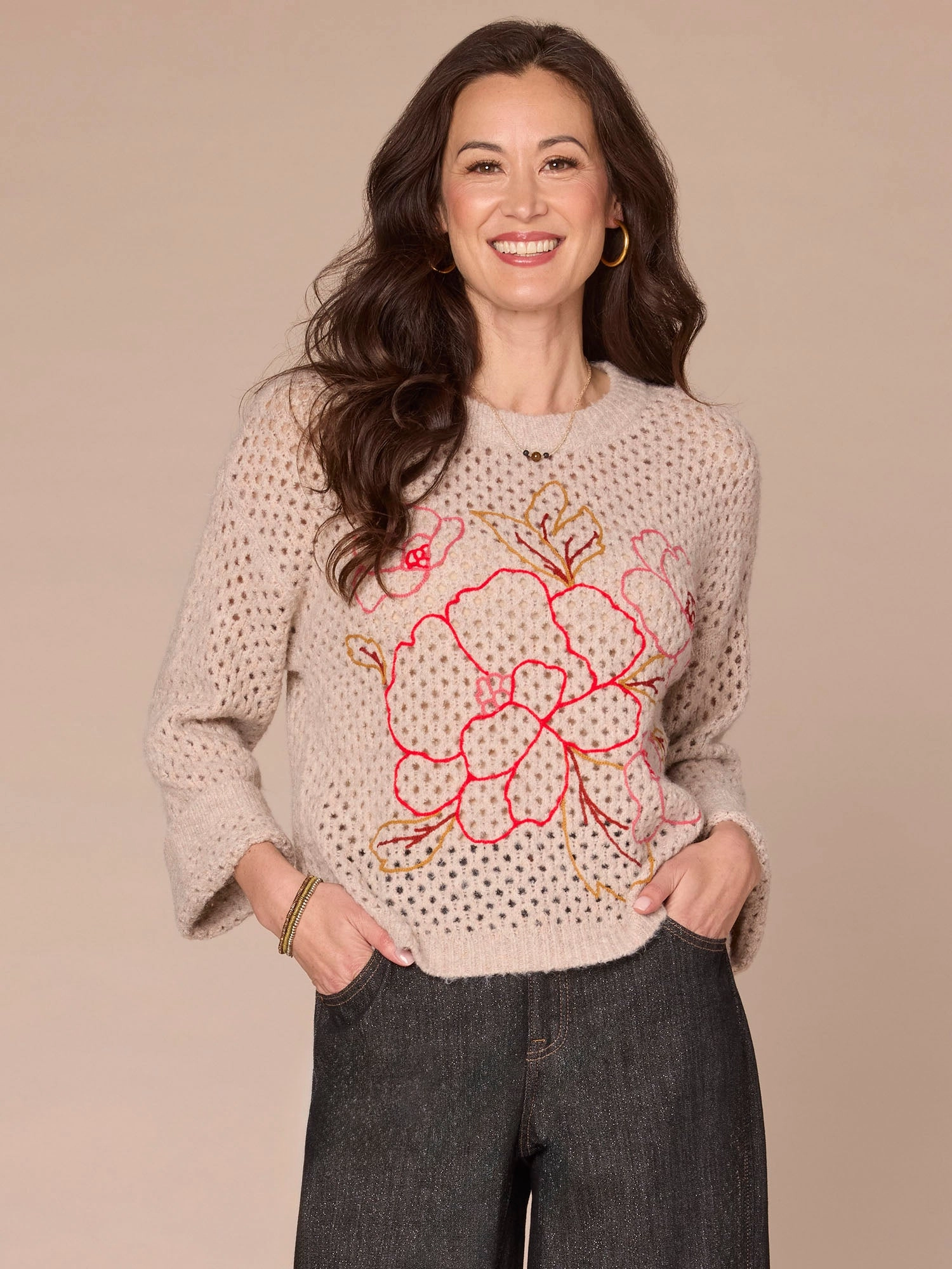 Cozy Feel Long Cuffed Sleeve Round Neck Floral Embroidered Petite Sweater