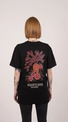 Lightweight Layering Option OEKOTEX Certified Fabric Memento Mori Tee