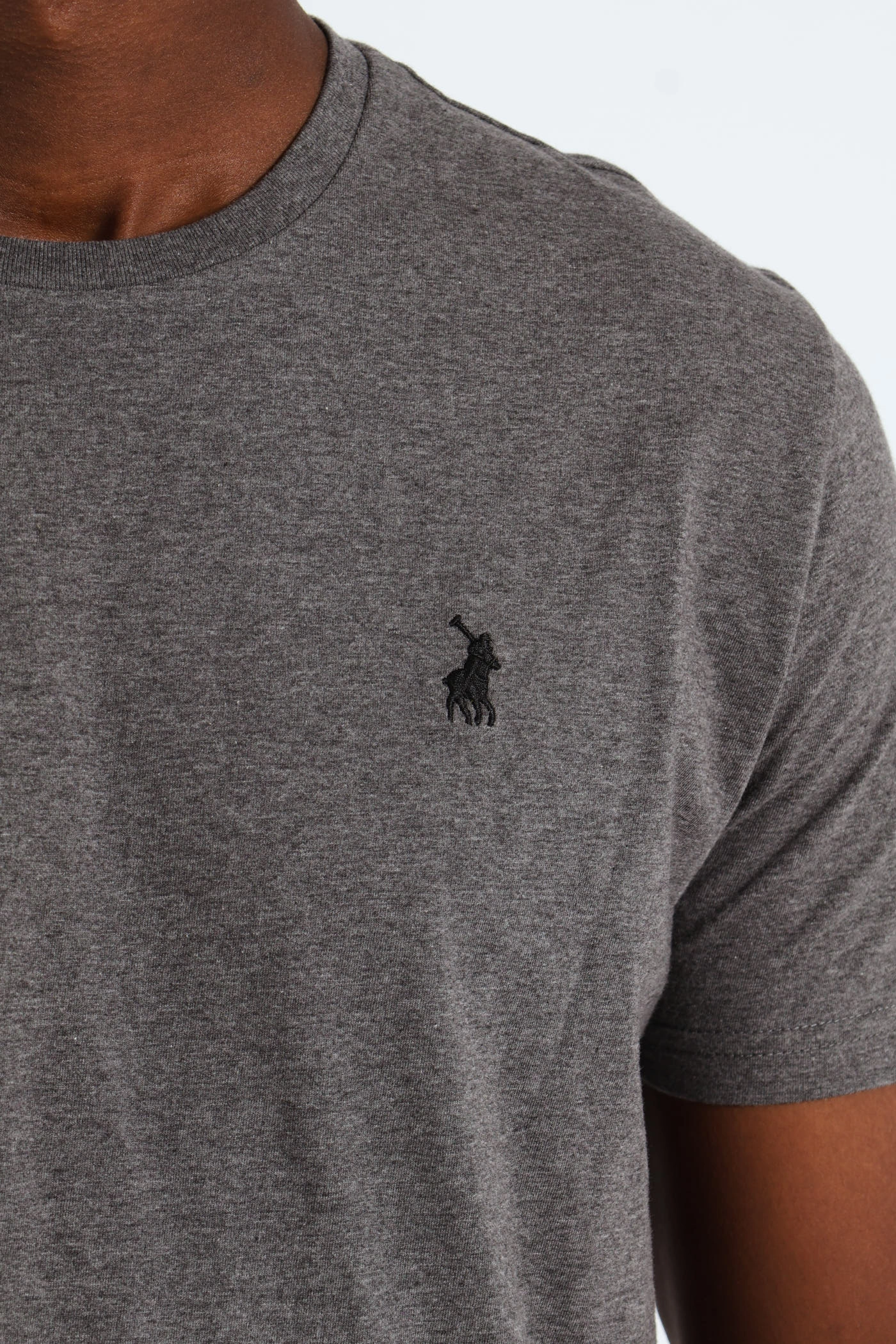 Lucus Tee - Charcoal Melange Short sleeved breeziness