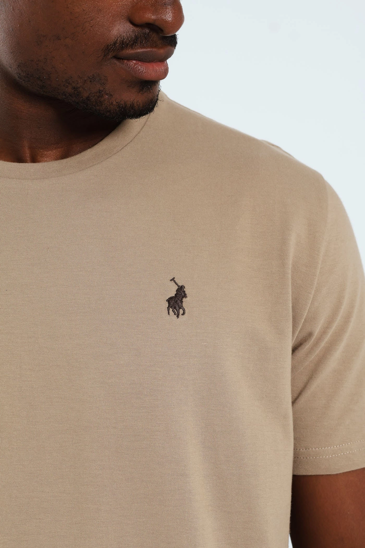 Lucus Tee - Taupe Simple Yet Elegant Outdoor Leisure