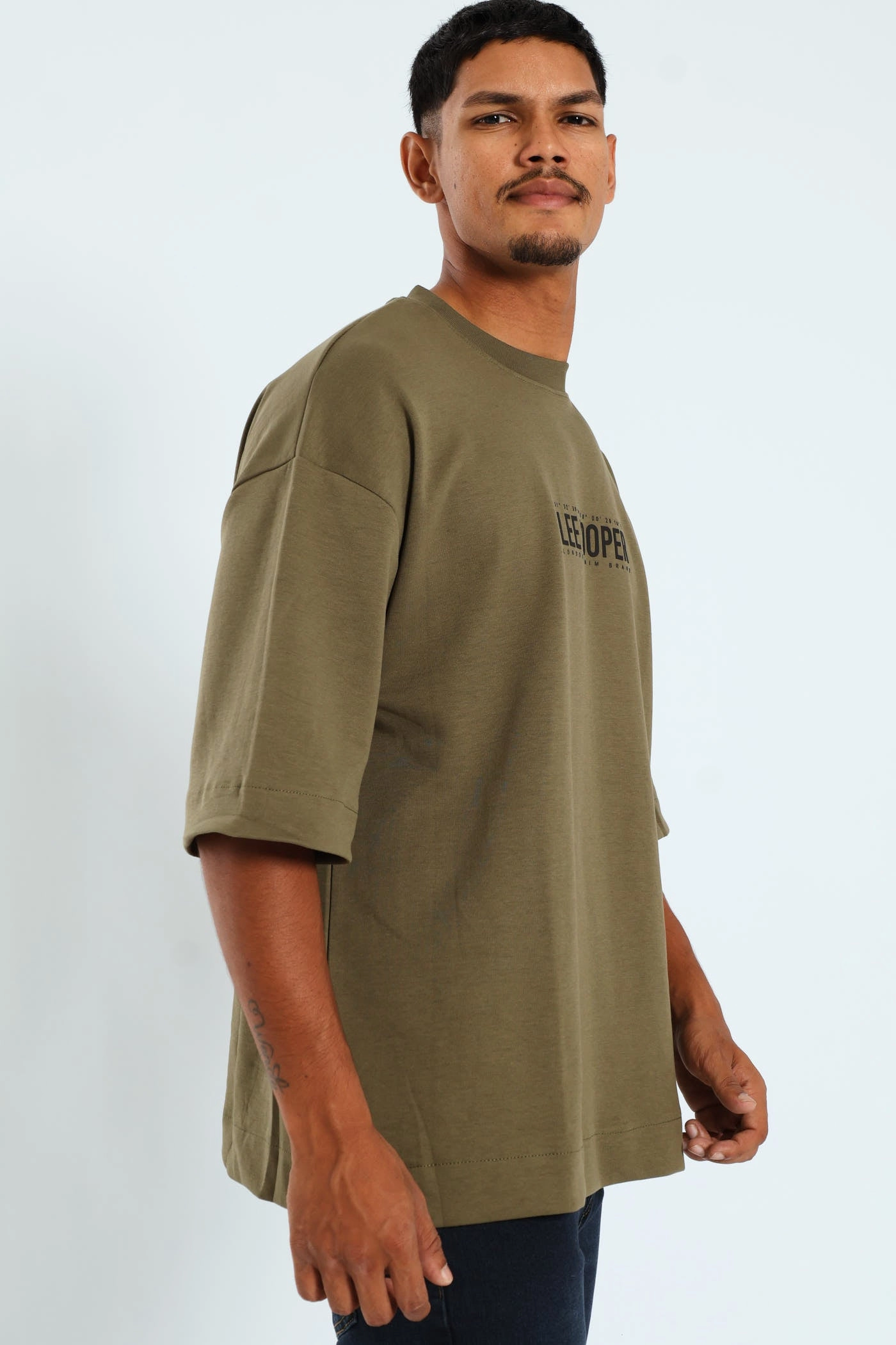 Maureece Tee - Light Fatigue Minimal Trend