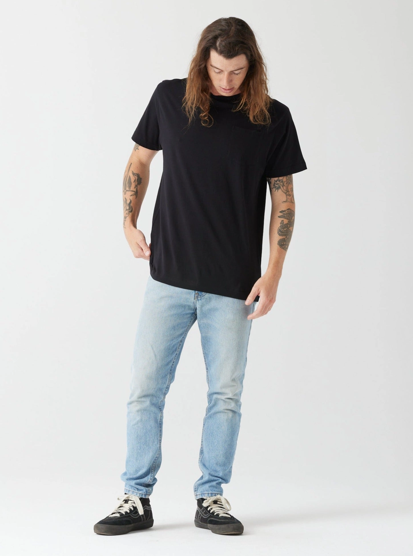 Classic Style Minimalist Cuff Men's Heavyweight Pocket Tee - Black