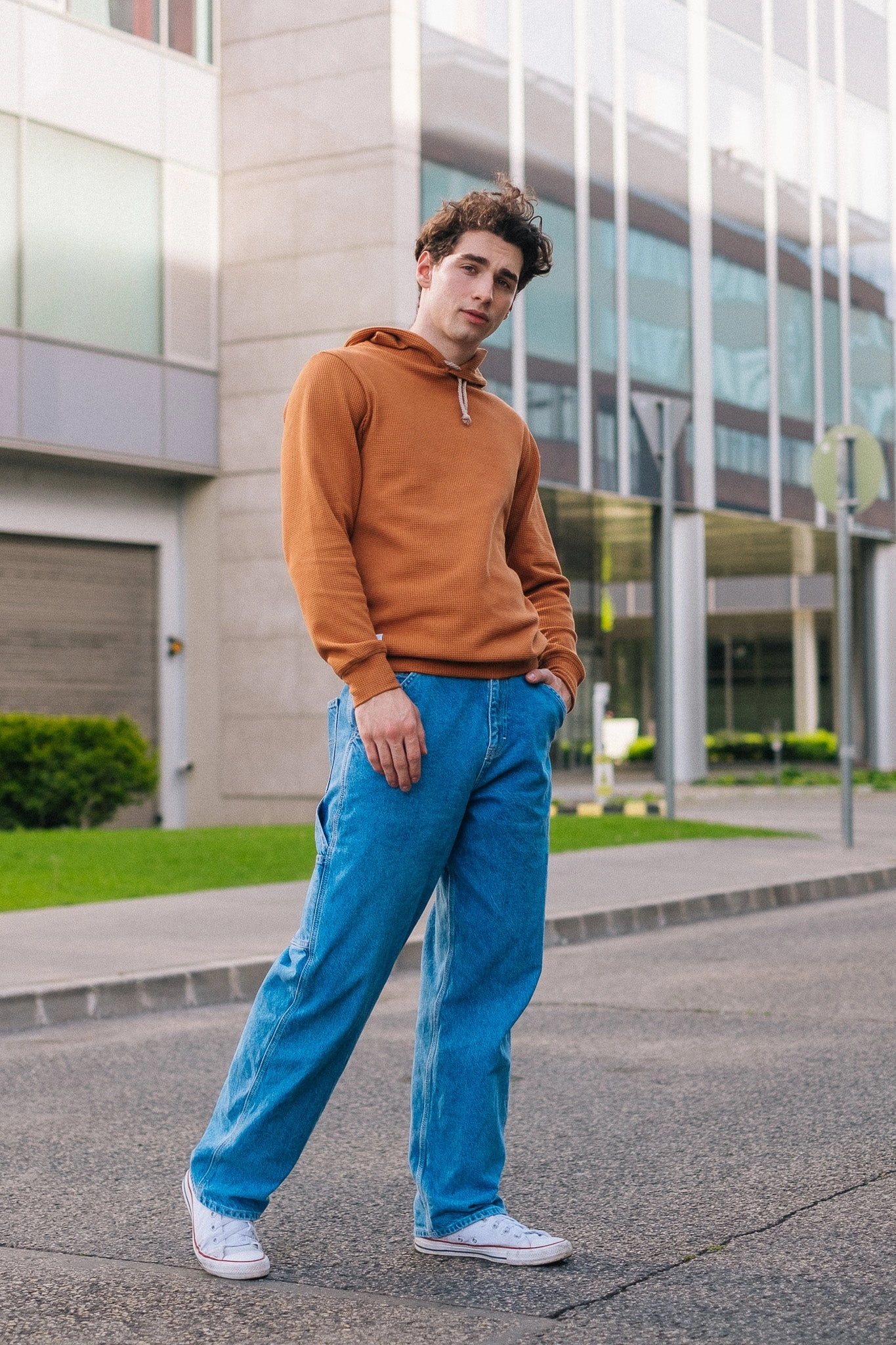 Comfy Comfort Cold Layer HIVE HOODIE / BRICK