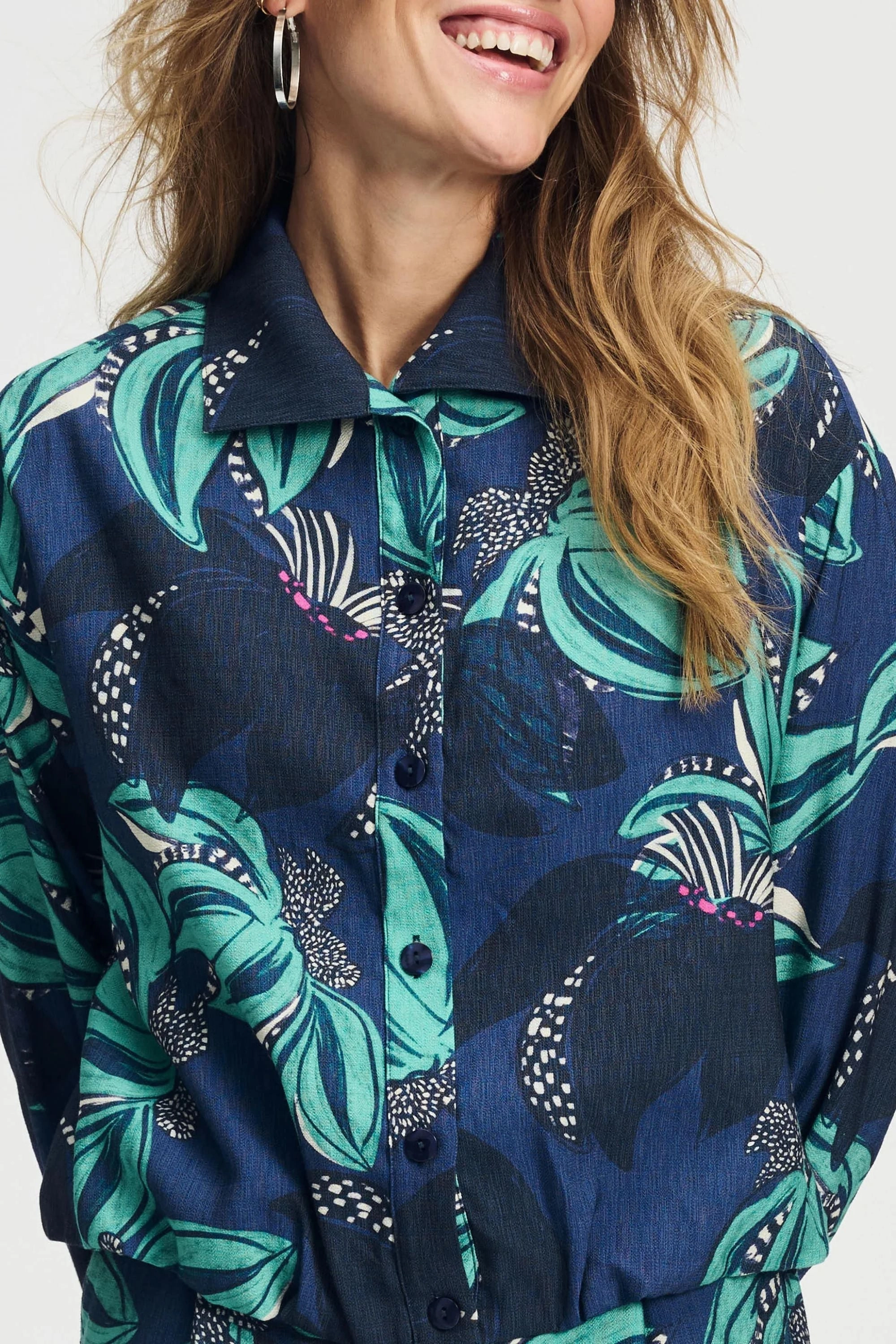 Urban Outdoor Look Hidden Pocket System DELICACY BLOUSE - SP9044