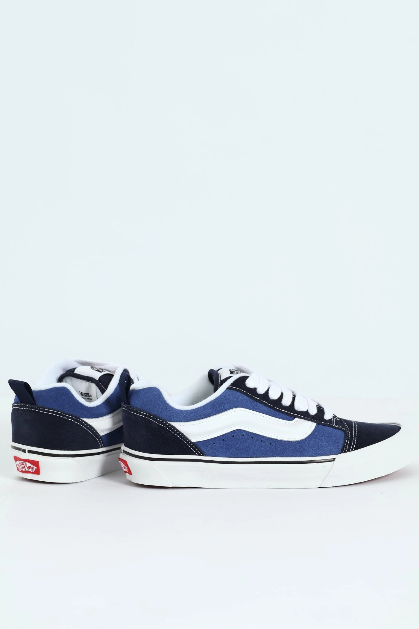 Knu Skool Chunky Lace Up Sneaker - Navy/White Seamless Interior Agile Support