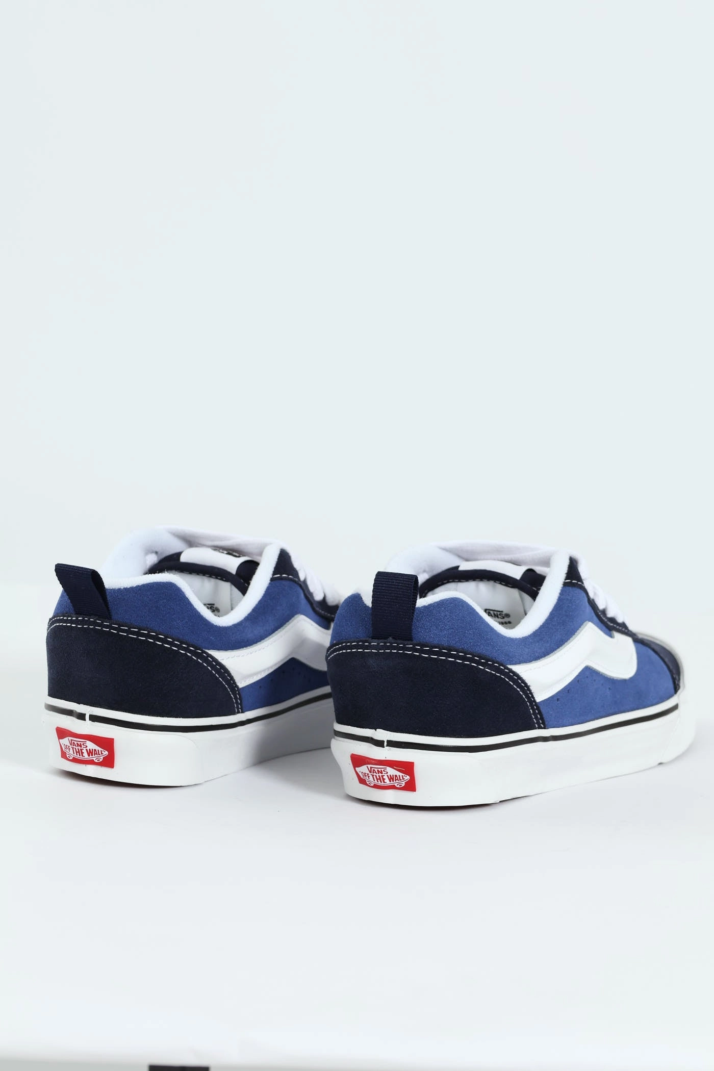 Long-Distance Support Knu Skool Chunky Lace Up Sneaker - Navy/White