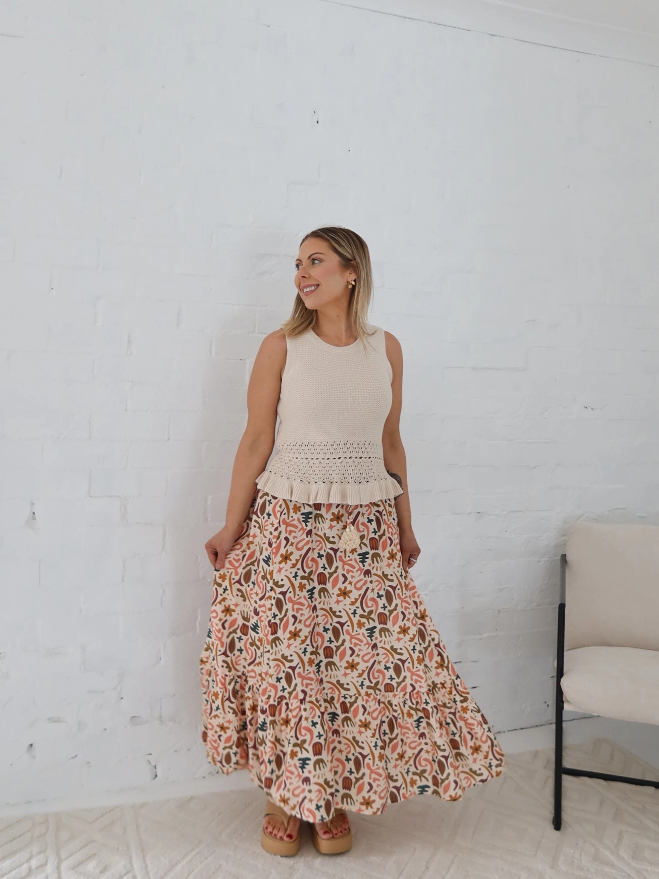 Simple Motion Exclusive Drop Sable Skirt