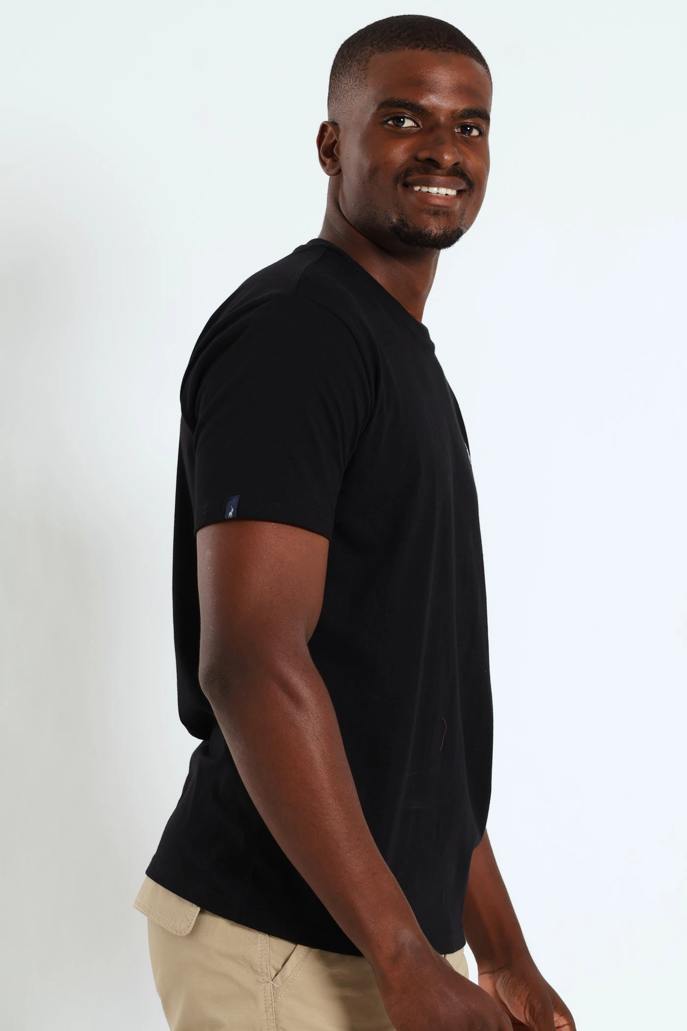 Lucus Tee - Black Smart Outfit