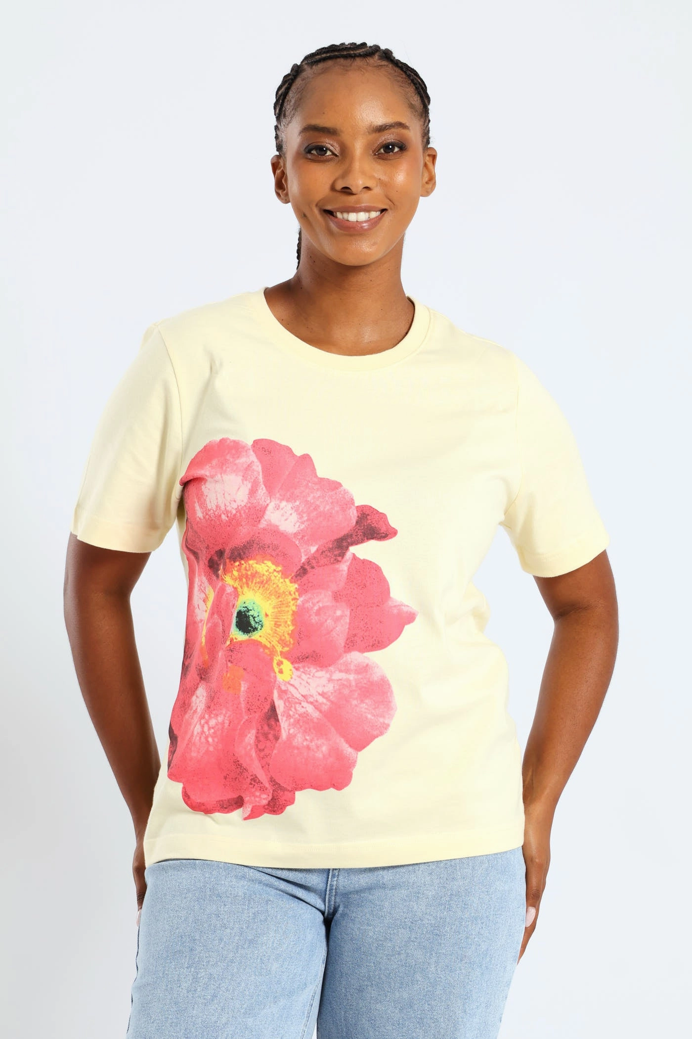 Short Sleeve Boxy Floral Placement Printed Tee  - Pastel Yellow ReflectiveDetails