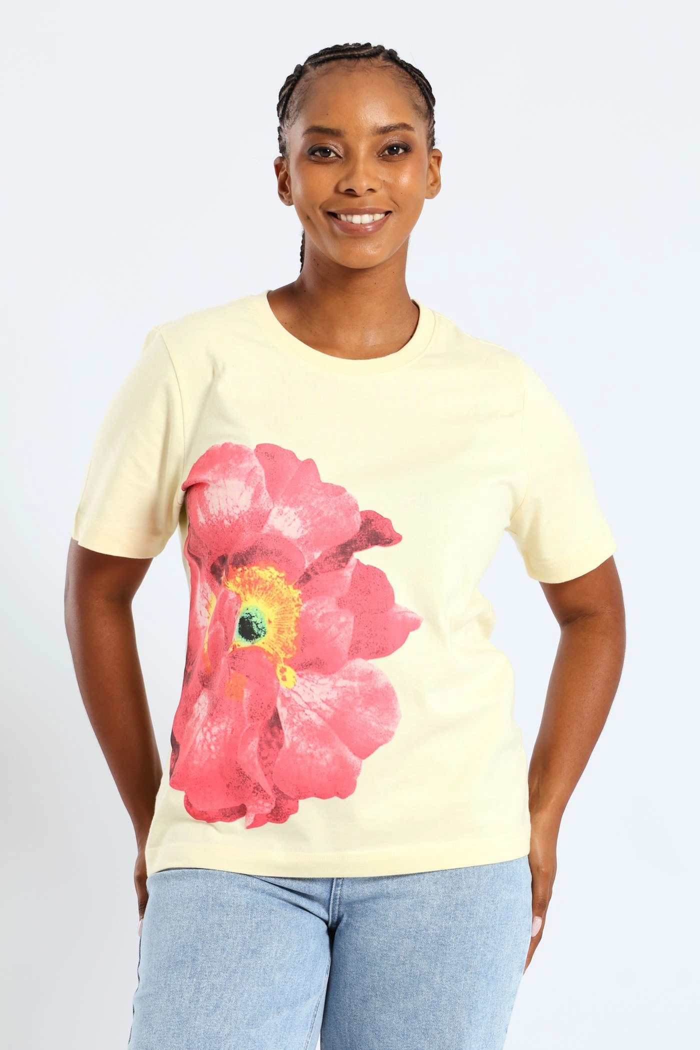 Layered Neckline Short Sleeve Boxy Floral Placement Printed Tee  - Pastel Yellow