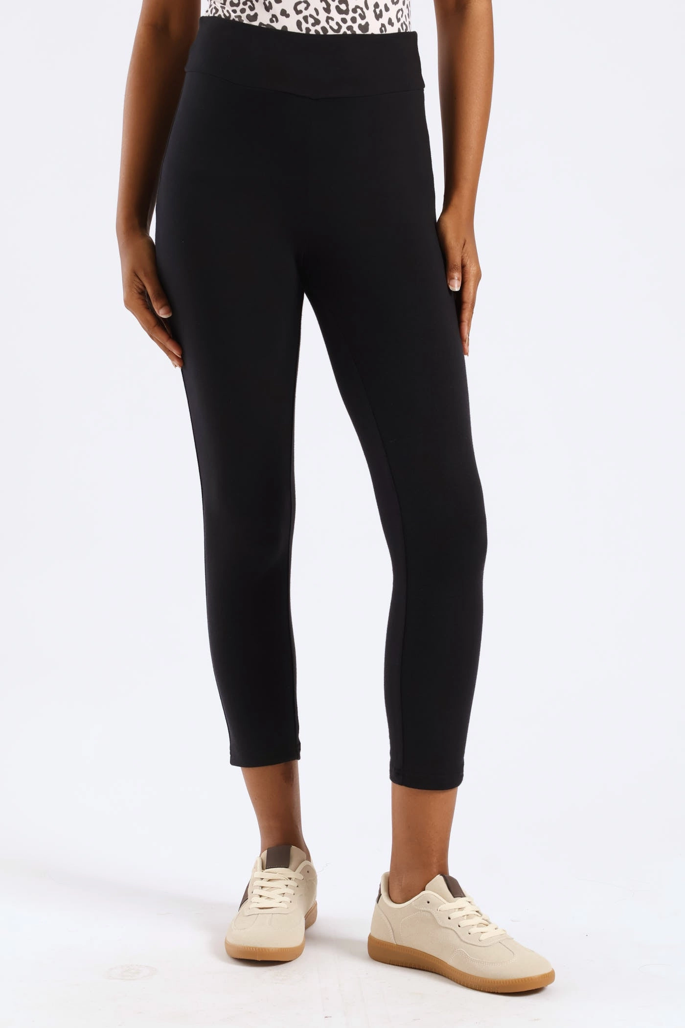 Active Layers Slim Look Fit Wide Waistband Crop Legging - Black