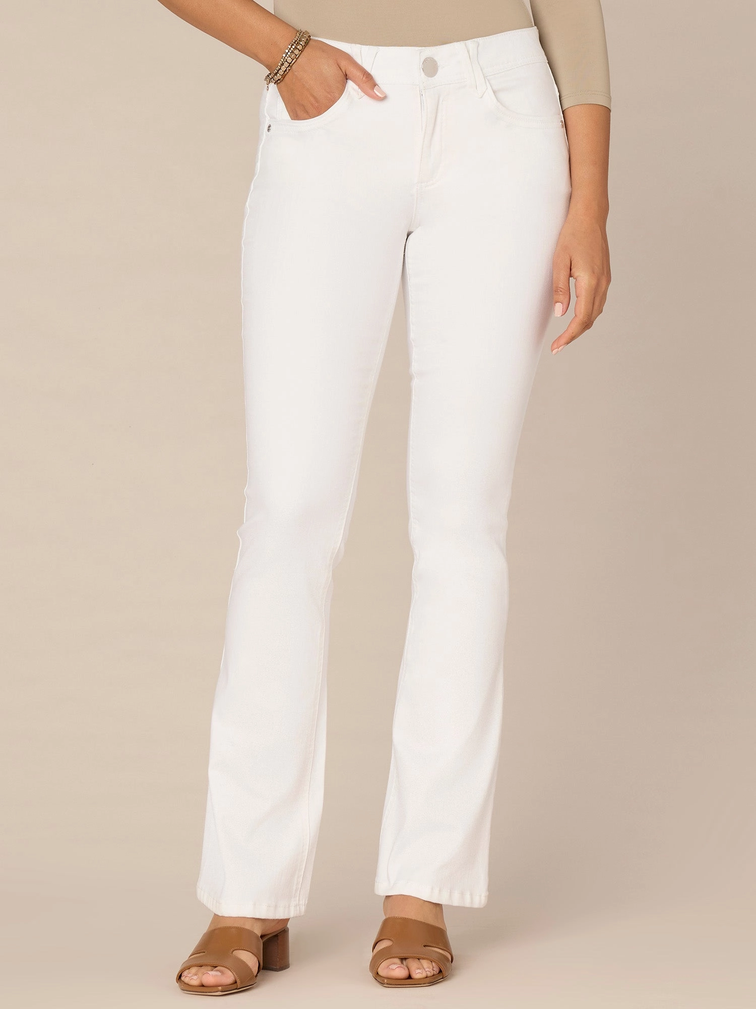 Optic White Denim Absolution Mid-Rise Aircord 3d Embroidery Itty Bitty Boot Jean Party Look Weekend Warrior