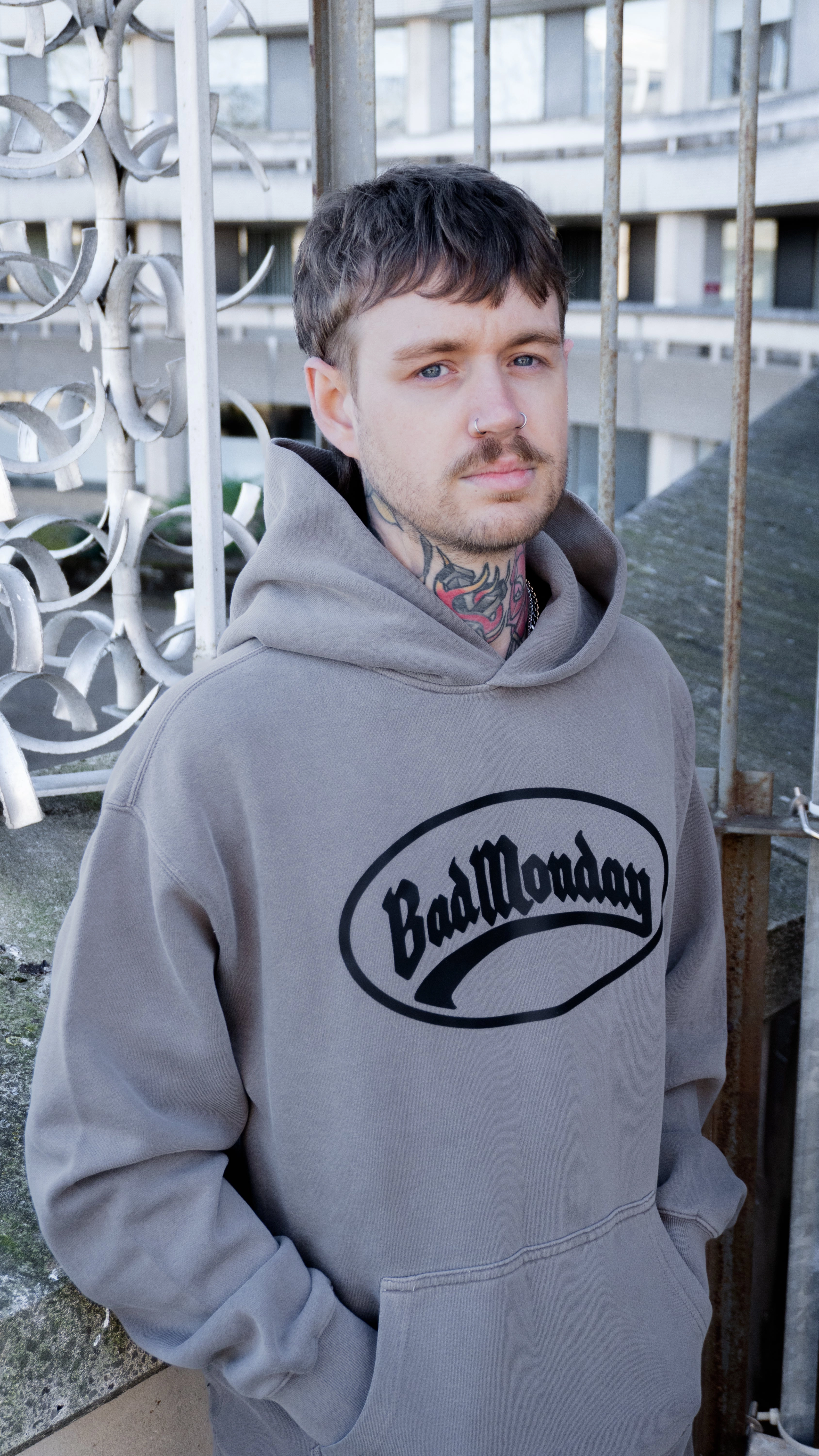 Oval Logo Relax Hoodie Flexible Shoulder Minimalist Design