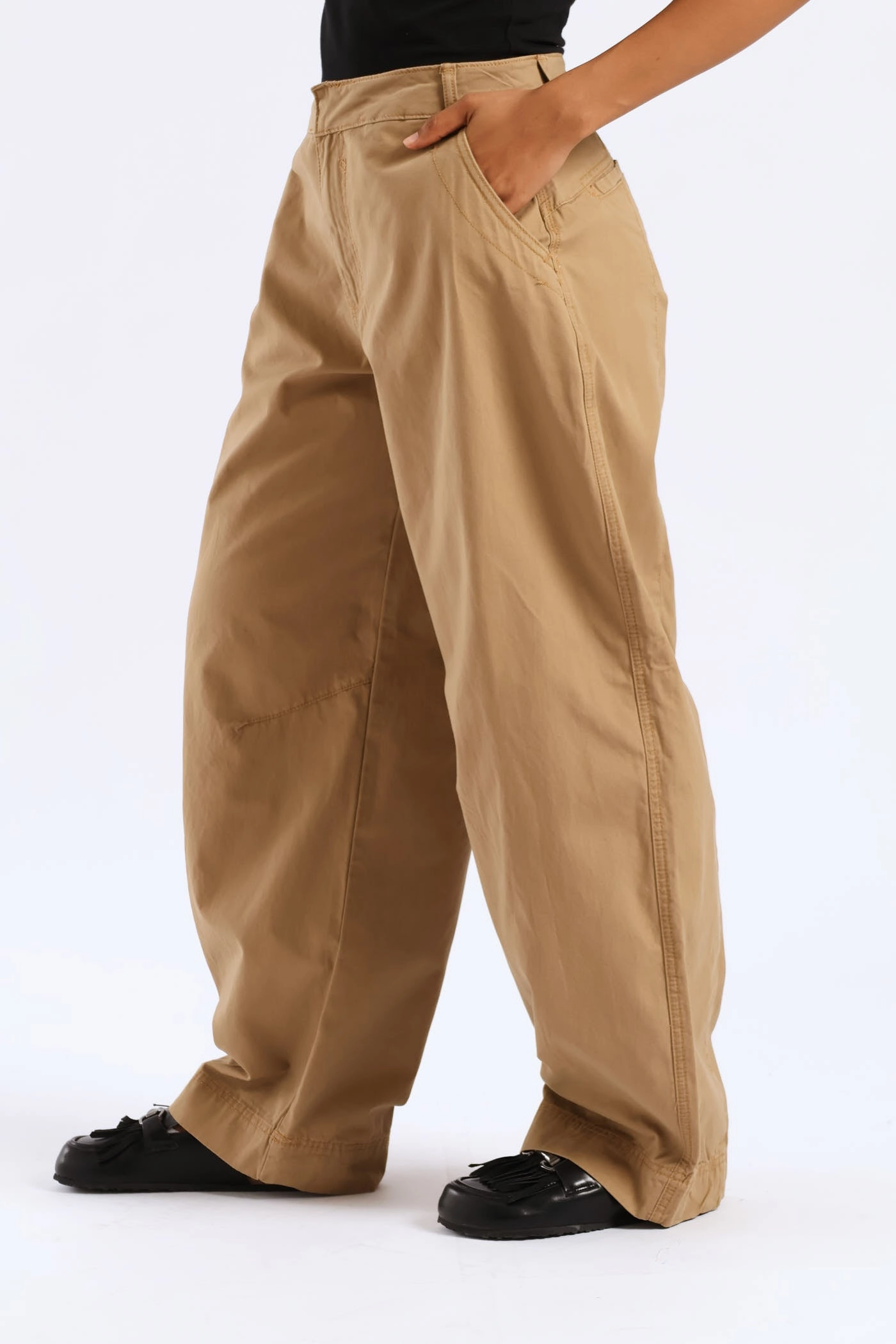 Ergonomic Cut Panelled Balloon Pant - Caramel