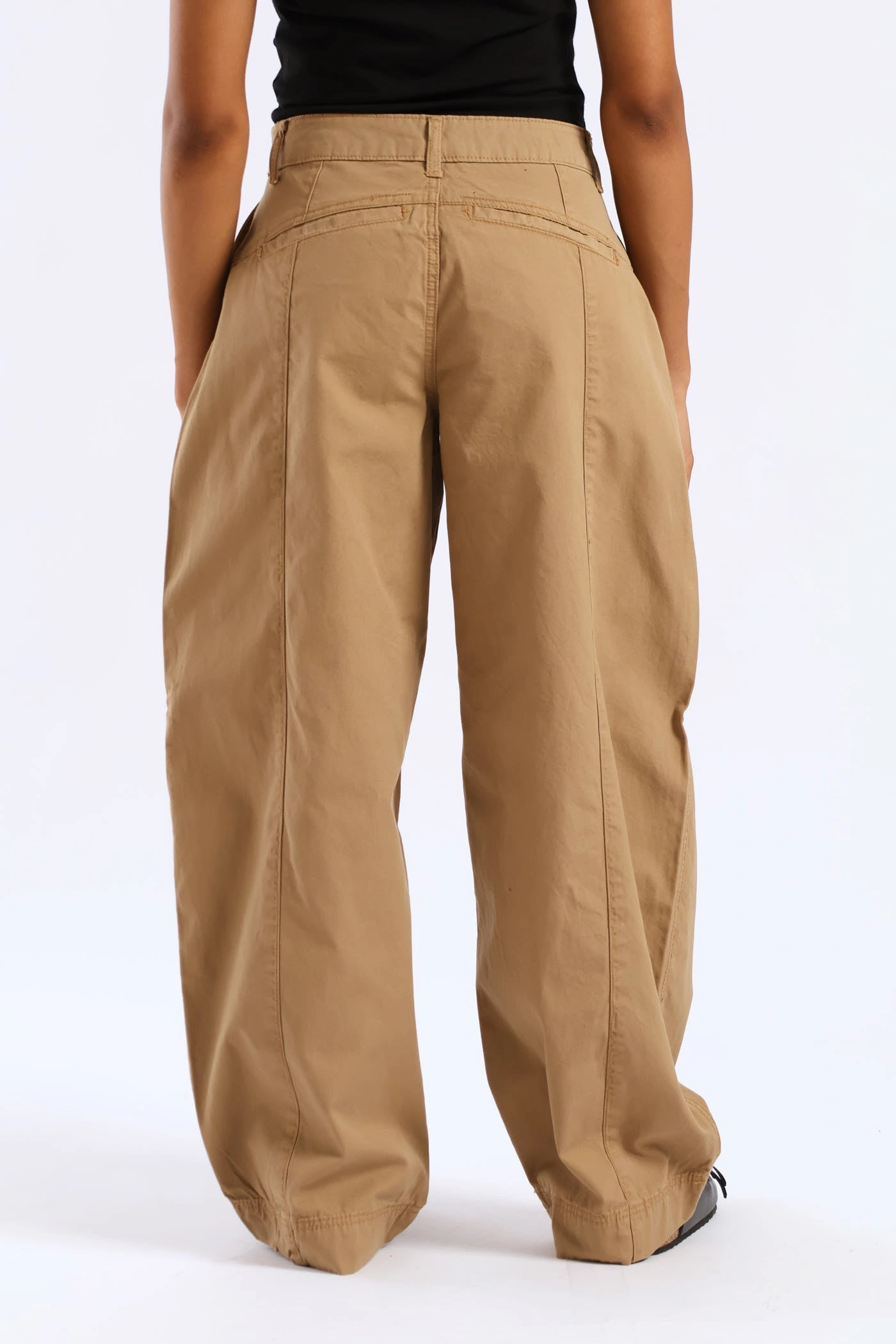 BreathableFabric Panelled Balloon Pant - Caramel